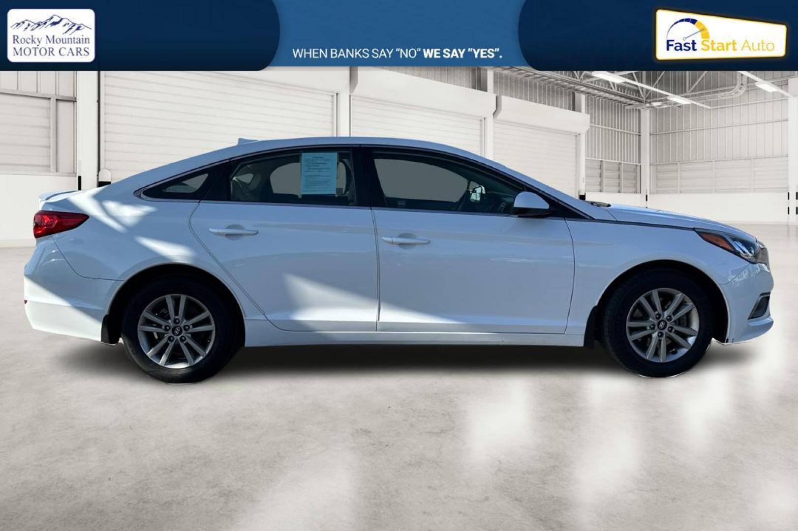 2016 White Hyundai Sonata SE (5NPE24AF4GH) with an 2.4L L4 DOHC 16V engine, 7A transmission, located at 7755 State Street, Midvale, UT, 84047, (801) 753-9063, 40.610329, -111.890656 - Photo#1