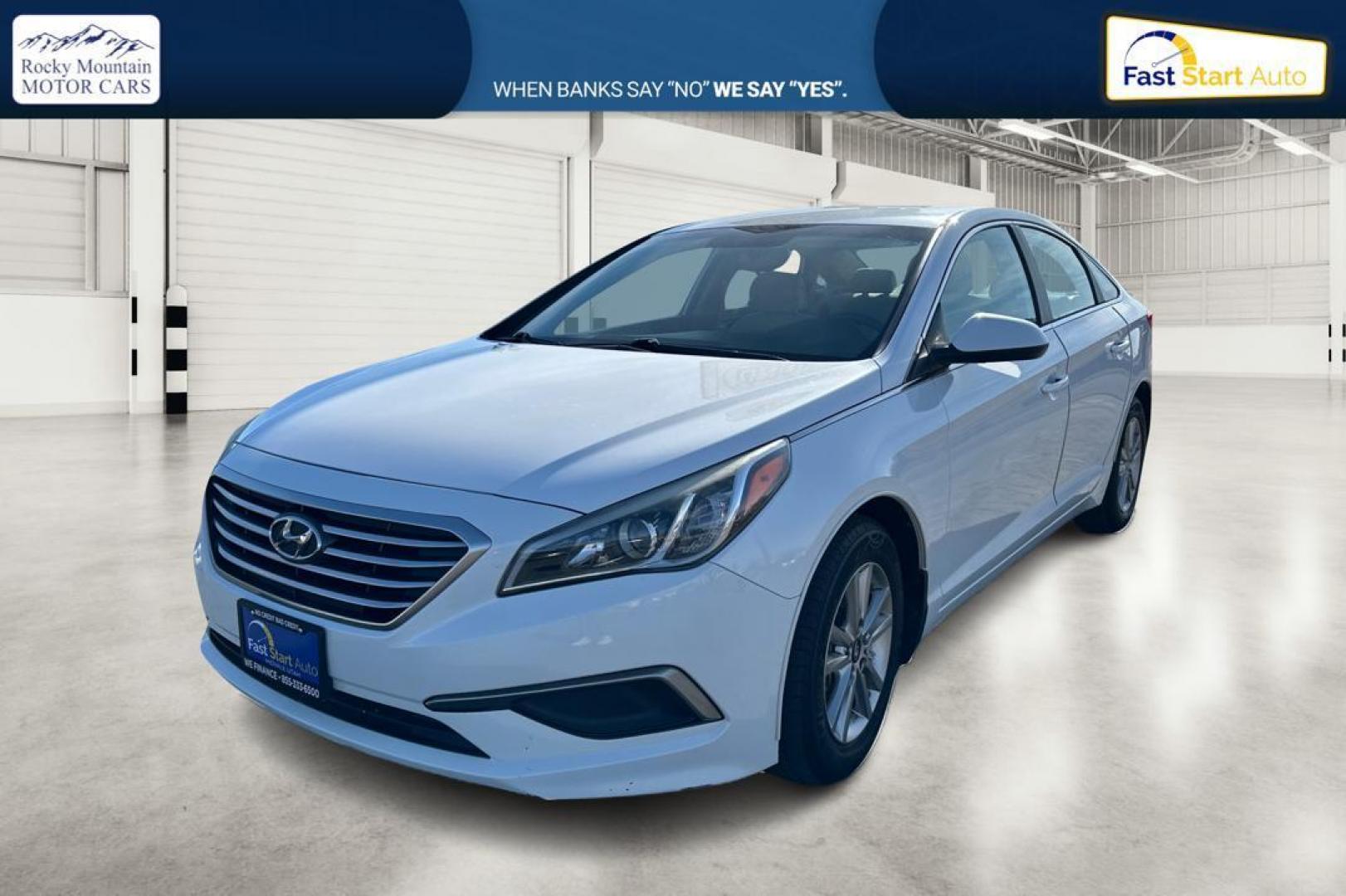 2016 White Hyundai Sonata SE (5NPE24AF4GH) with an 2.4L L4 DOHC 16V engine, 7A transmission, located at 7755 State Street, Midvale, UT, 84047, (801) 753-9063, 40.610329, -111.890656 - Photo#8