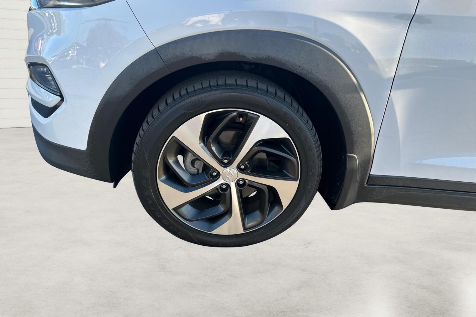 2016 White Hyundai Tucson Eco AWD (KM8J3CA29GU) with an 1.6L L4 DOHC 16V engine, 7A transmission, located at 7755 State Street, Midvale, UT, 84047, (801) 753-9063, 40.610329, -111.890656 - Photo#12