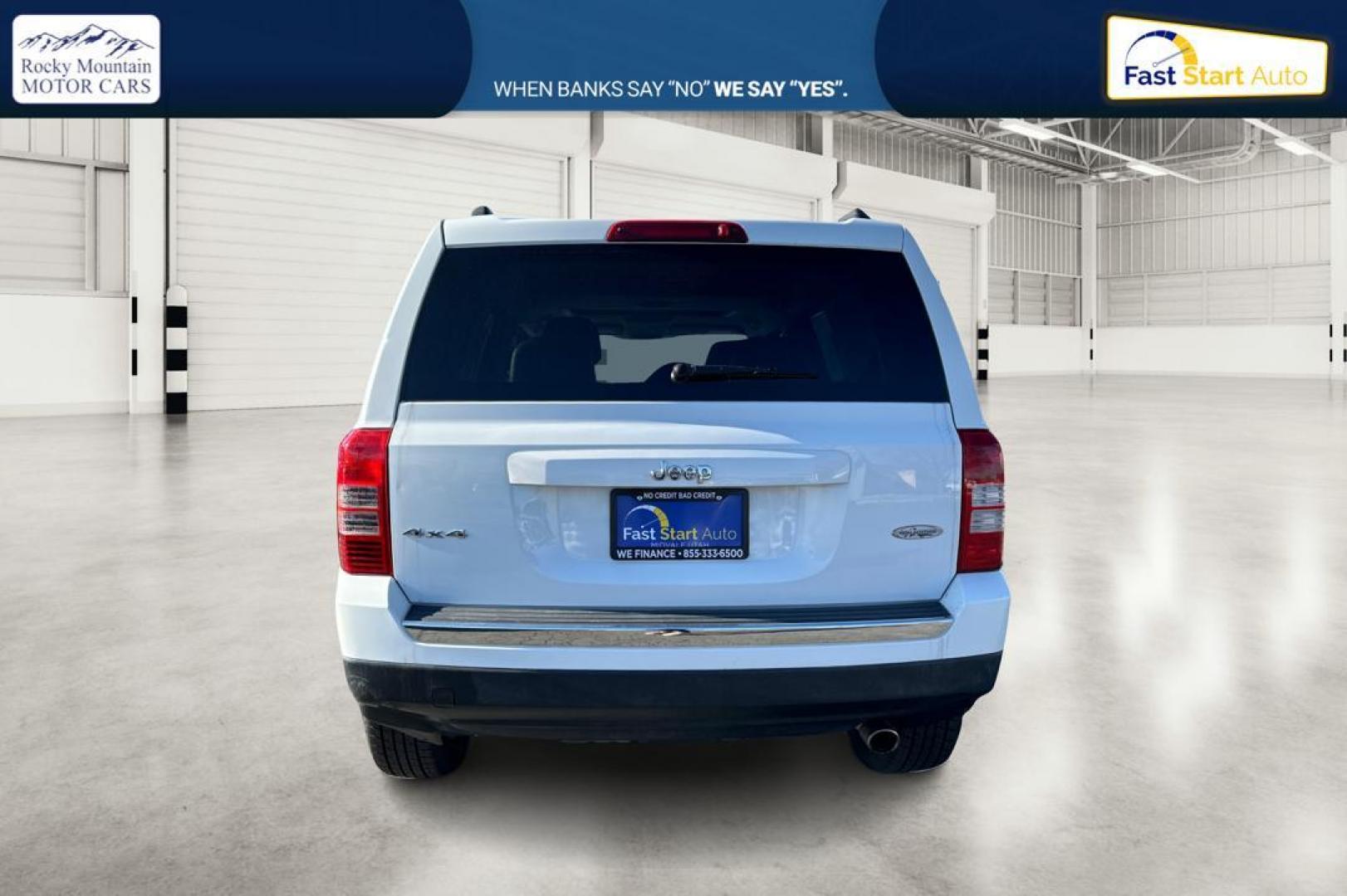 2016 White Jeep Patriot Latitude 4WD (1C4NJRFB3GD) with an 2.4L L4 DOHC 16V engine, Automatic, CVT transmission, located at 7755 State Street, Midvale, UT, 84047, (801) 753-9063, 40.610329, -111.890656 - Photo#4