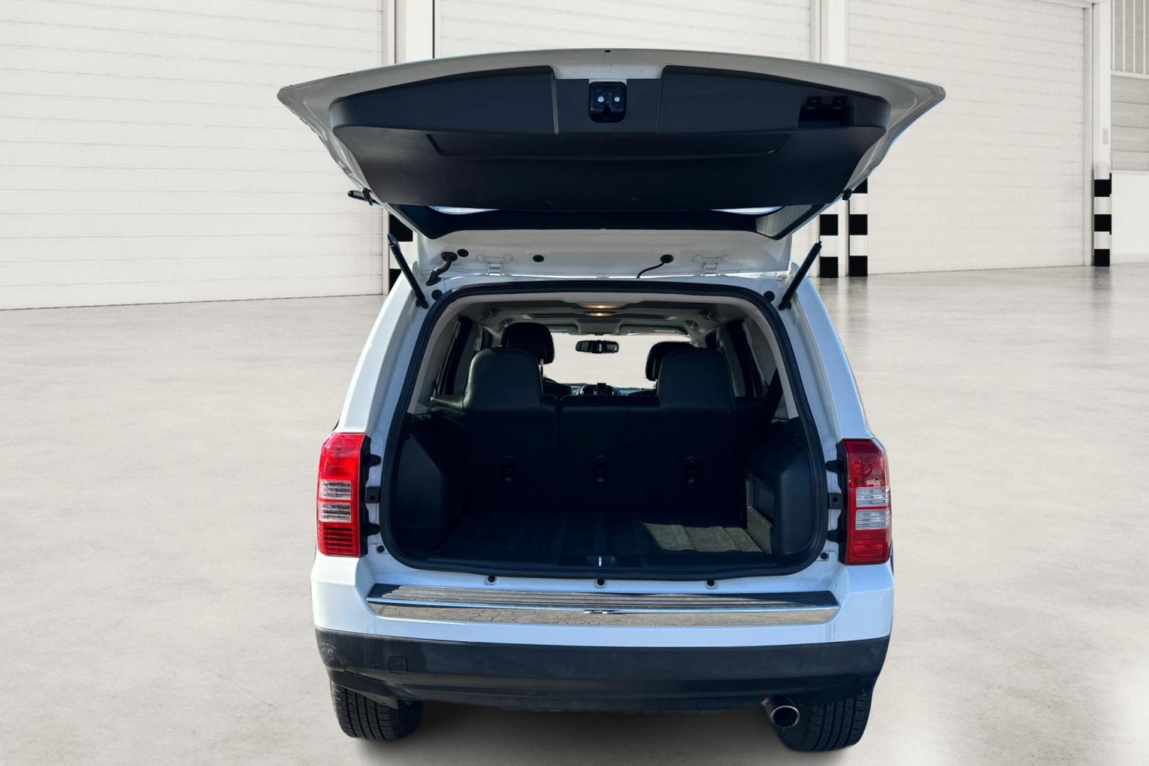 2016 White Jeep Patriot Latitude 4WD (1C4NJRFB3GD) with an 2.4L L4 DOHC 16V engine, Automatic, CVT transmission, located at 7755 State Street, Midvale, UT, 84047, (801) 753-9063, 40.610329, -111.890656 - Photo#13