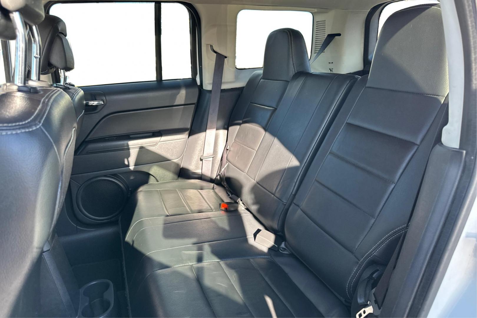 2016 White Jeep Patriot Latitude 4WD (1C4NJRFB3GD) with an 2.4L L4 DOHC 16V engine, Automatic, CVT transmission, located at 7755 State Street, Midvale, UT, 84047, (801) 753-9063, 40.610329, -111.890656 - Photo#15