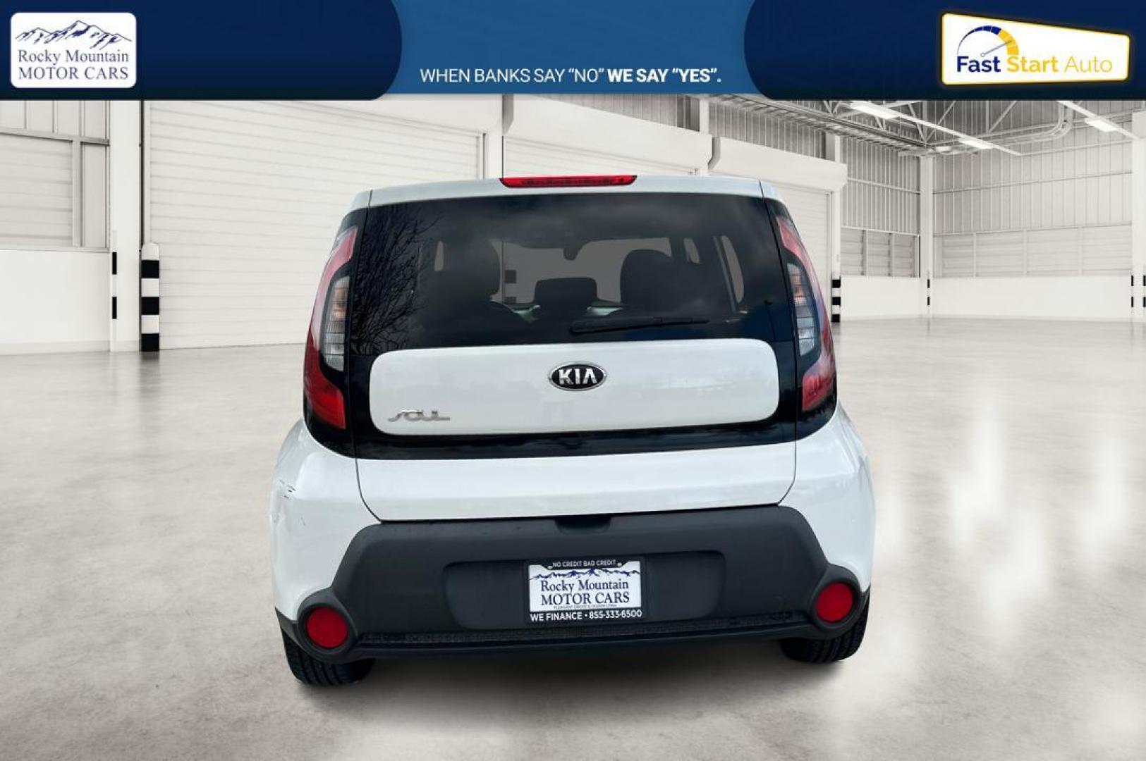 2016 White Kia Soul Base 6A (KNDJN2A21G7) with an 1.6L L4 DOHC 16V engine, 6A transmission, located at 7755 State Street, Midvale, UT, 84047, (801) 753-9063, 40.610329, -111.890656 - Photo#4