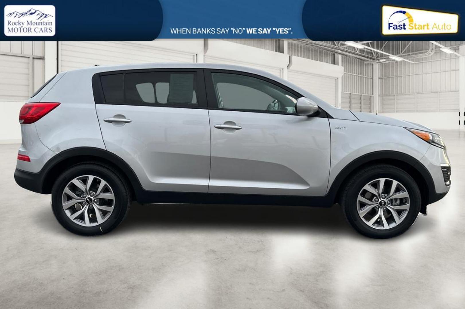 2016 Silver Kia Sportage LX AWD (KNDPBCAC1G7) with an 2.4L V6 DOHC 24V engine, 6-Speed Automatic transmission, located at 7755 State Street, Midvale, UT, 84047, (801) 753-9063, 40.610329, -111.890656 - Photo#1