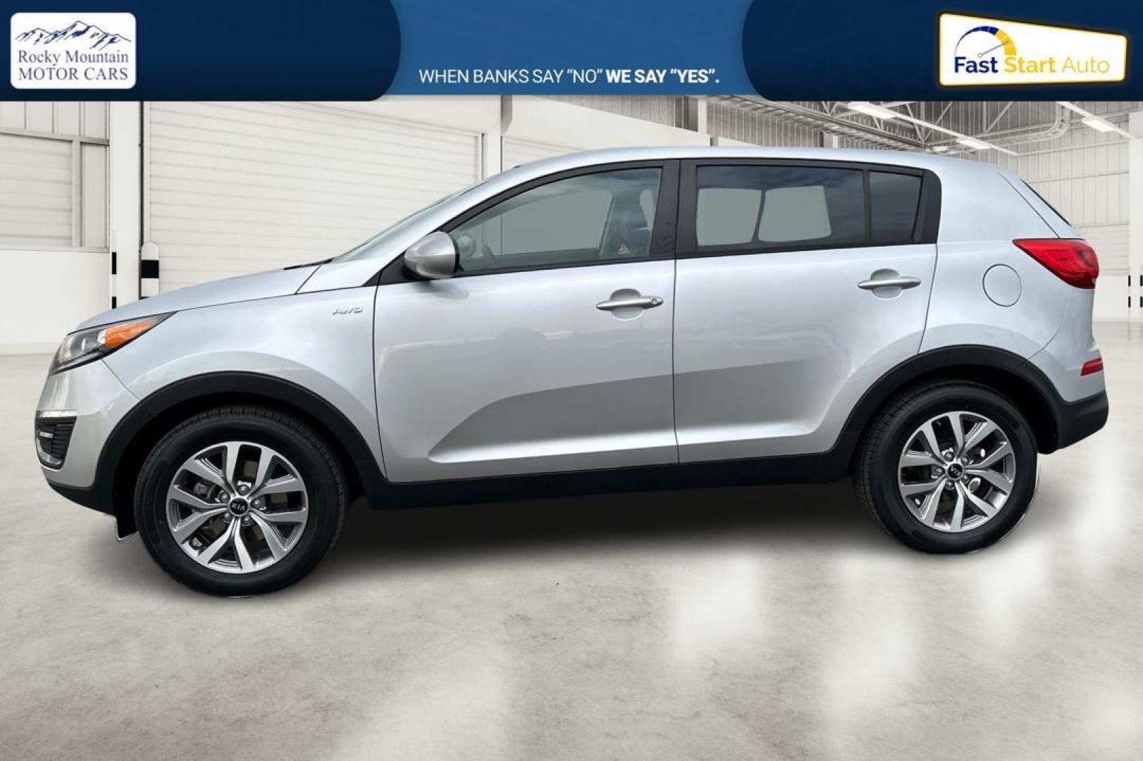 2016 Silver Kia Sportage LX AWD (KNDPBCAC1G7) with an 2.4L V6 DOHC 24V engine, 6-Speed Automatic transmission, located at 7755 State Street, Midvale, UT, 84047, (801) 753-9063, 40.610329, -111.890656 - Photo#6