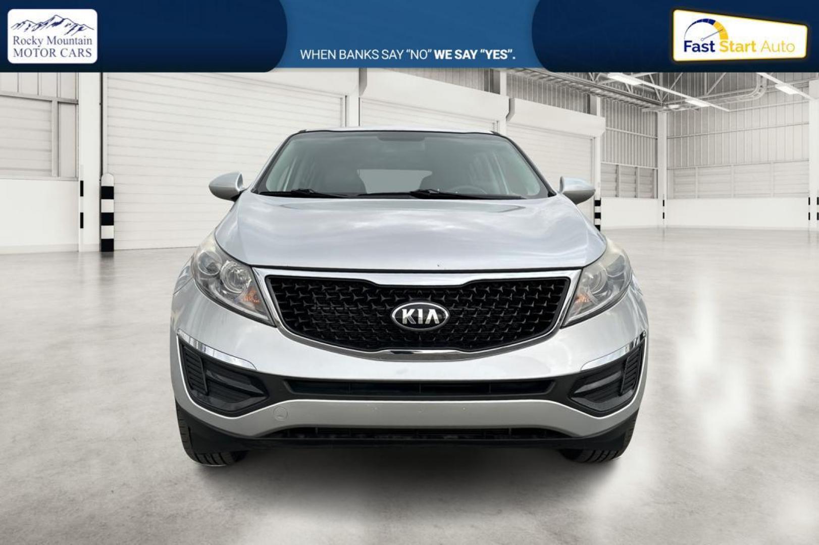 2016 Silver Kia Sportage LX AWD (KNDPBCAC1G7) with an 2.4L V6 DOHC 24V engine, 6-Speed Automatic transmission, located at 7755 State Street, Midvale, UT, 84047, (801) 753-9063, 40.610329, -111.890656 - Photo#9