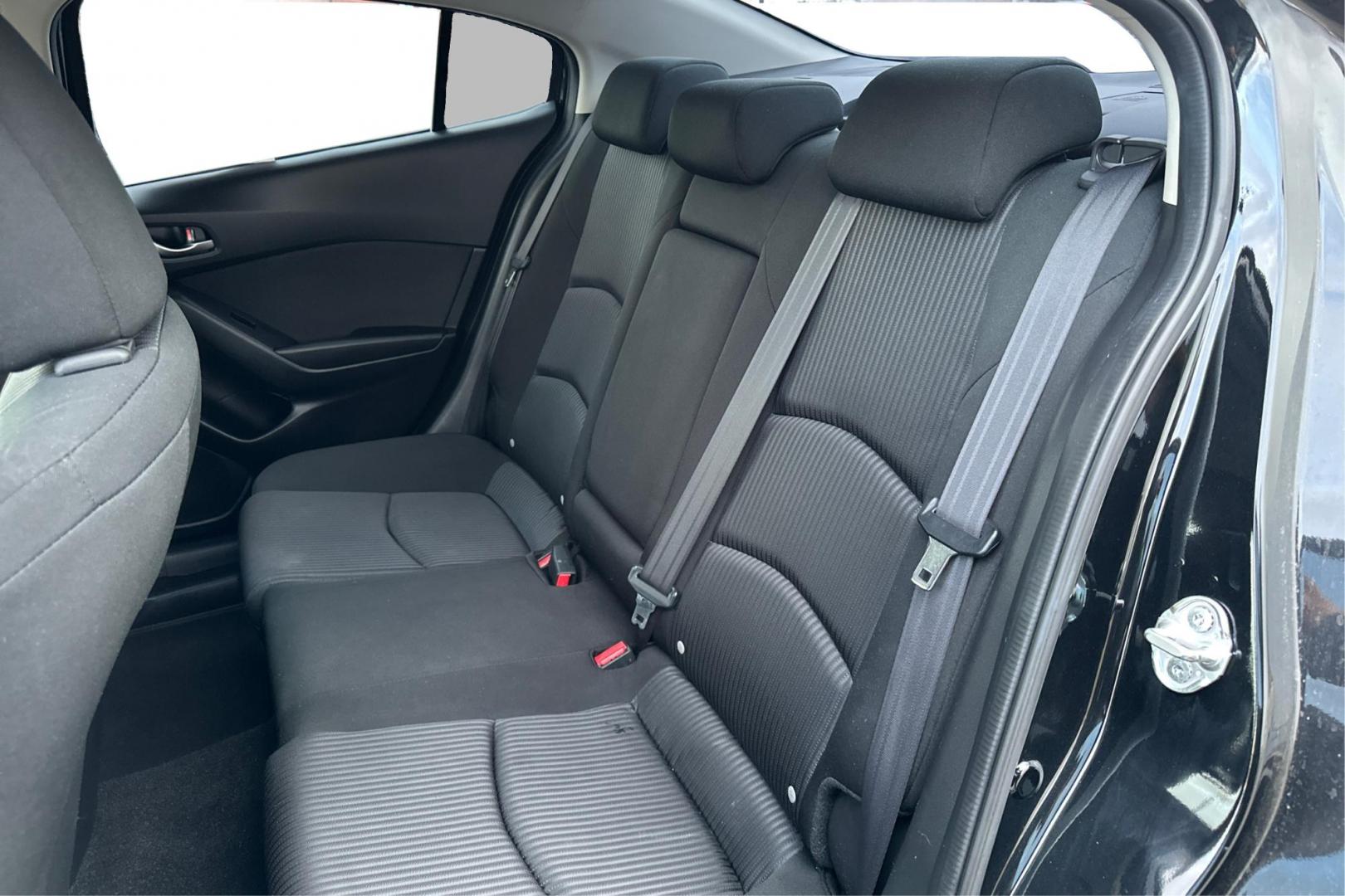 2016 Black Mazda MAZDA3 i Grand Touring MT 4-Door (JM1BM1W79G1) with an 2.0L L4 DOHC 16V engine, 6M transmission, located at 7755 State Street, Midvale, UT, 84047, (801) 753-9063, 40.610329, -111.890656 - Photo#15