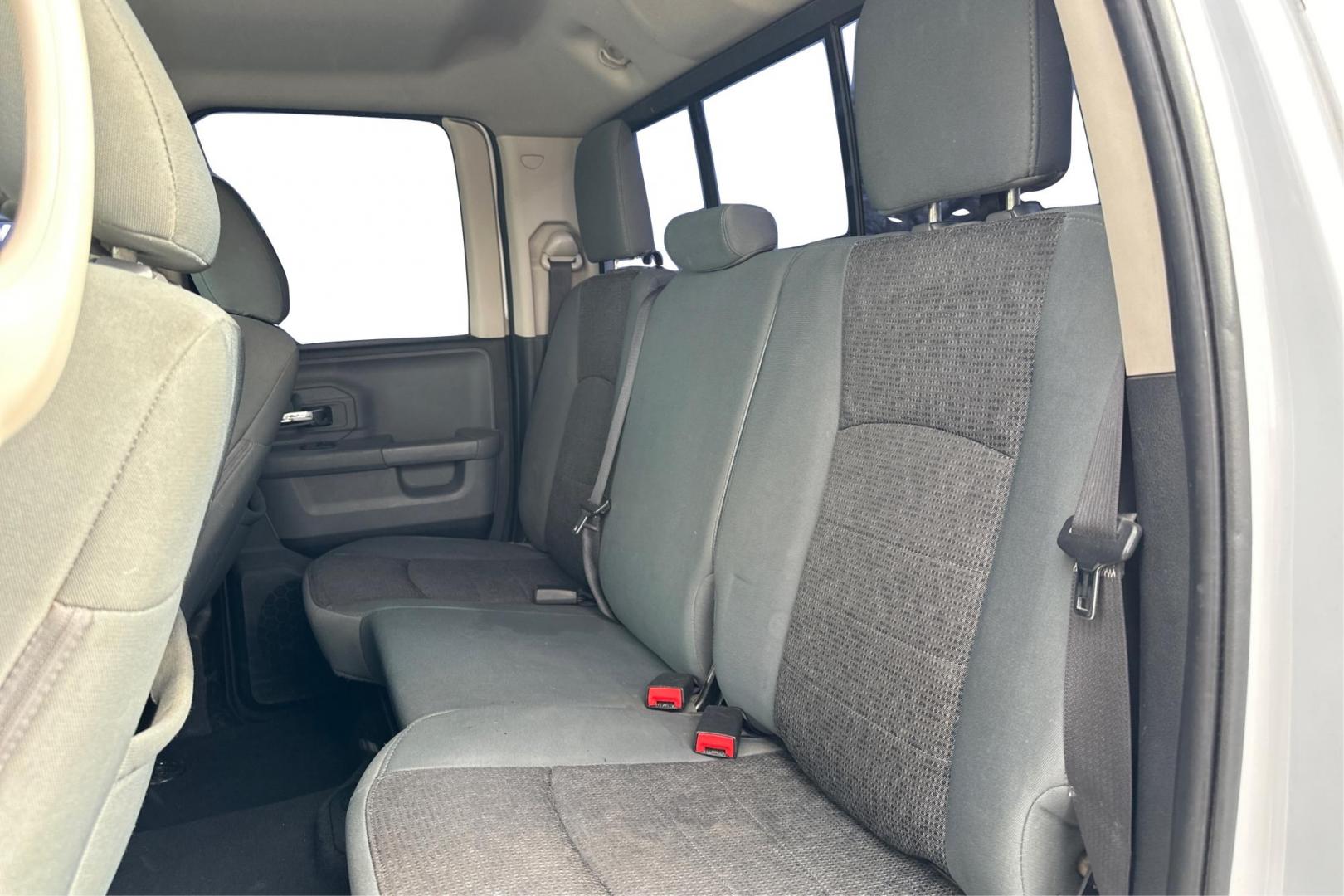 2016 White RAM 1500 SLT Quad Cab 4WD (1C6RR7GTXGS) with an 5.7L V8 OHV 16V engine, 6A transmission, located at 7755 State Street, Midvale, UT, 84047, (801) 753-9063, 40.610329, -111.890656 - Photo#15