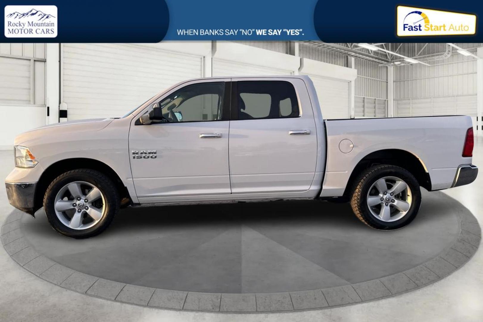 2016 White RAM 1500 SLT Crew Cab SWB 4WD (1C6RR7LG3GS) with an 3.6L V6 DOHC 24V FFV engine, 6A transmission, located at 767 S State Road, Pleasant Grove, UT, 84062, (801) 785-1058, 40.354839, -111.736687 - Photo#5