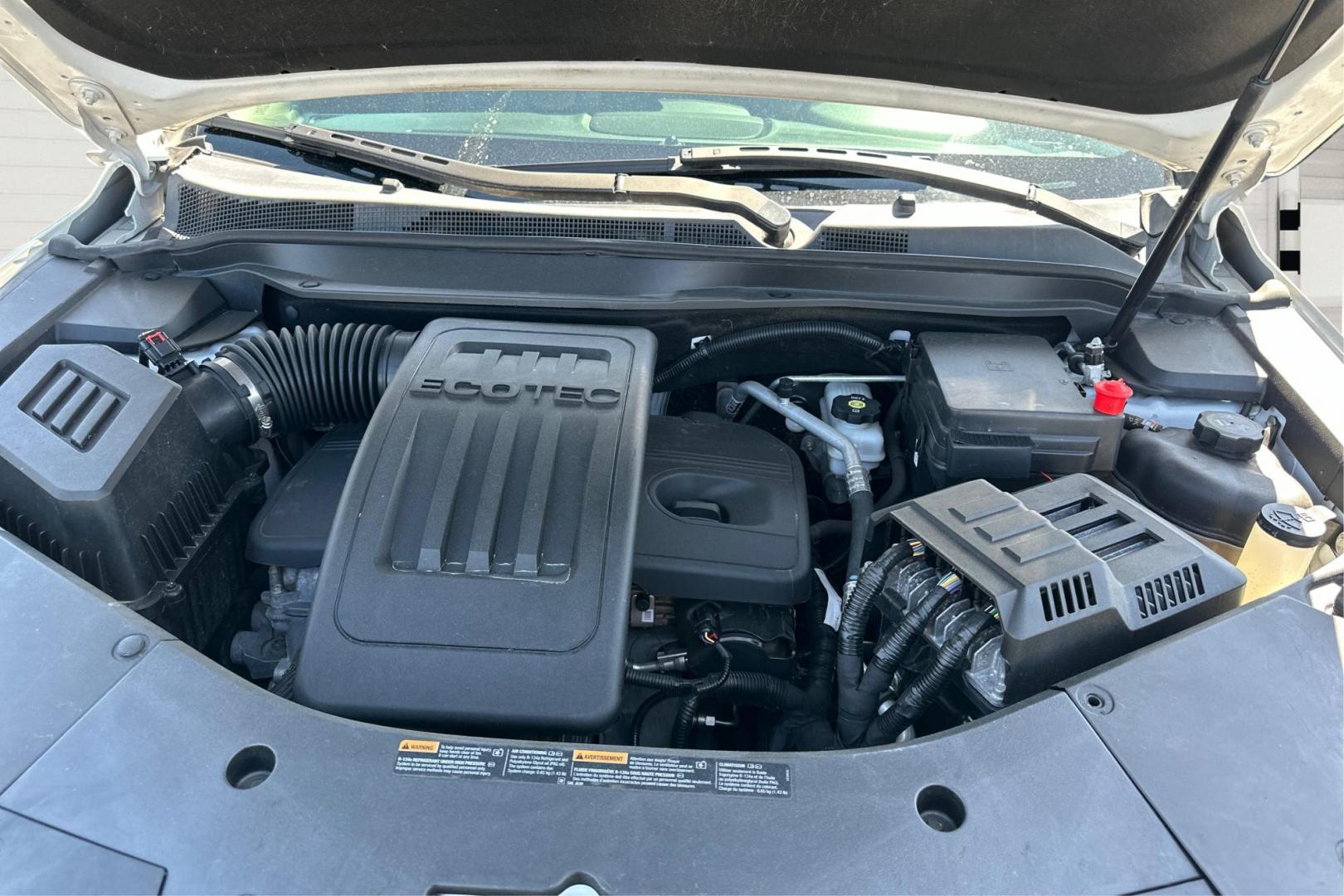 2017 White Chevrolet Equinox LS 2WD (2GNALBEK5H6) with an 2.4L L4 DOHC 16V FFV engine, 6A transmission, located at 7755 State Street, Midvale, UT, 84047, (801) 753-9063, 40.610329, -111.890656 - Photo#10