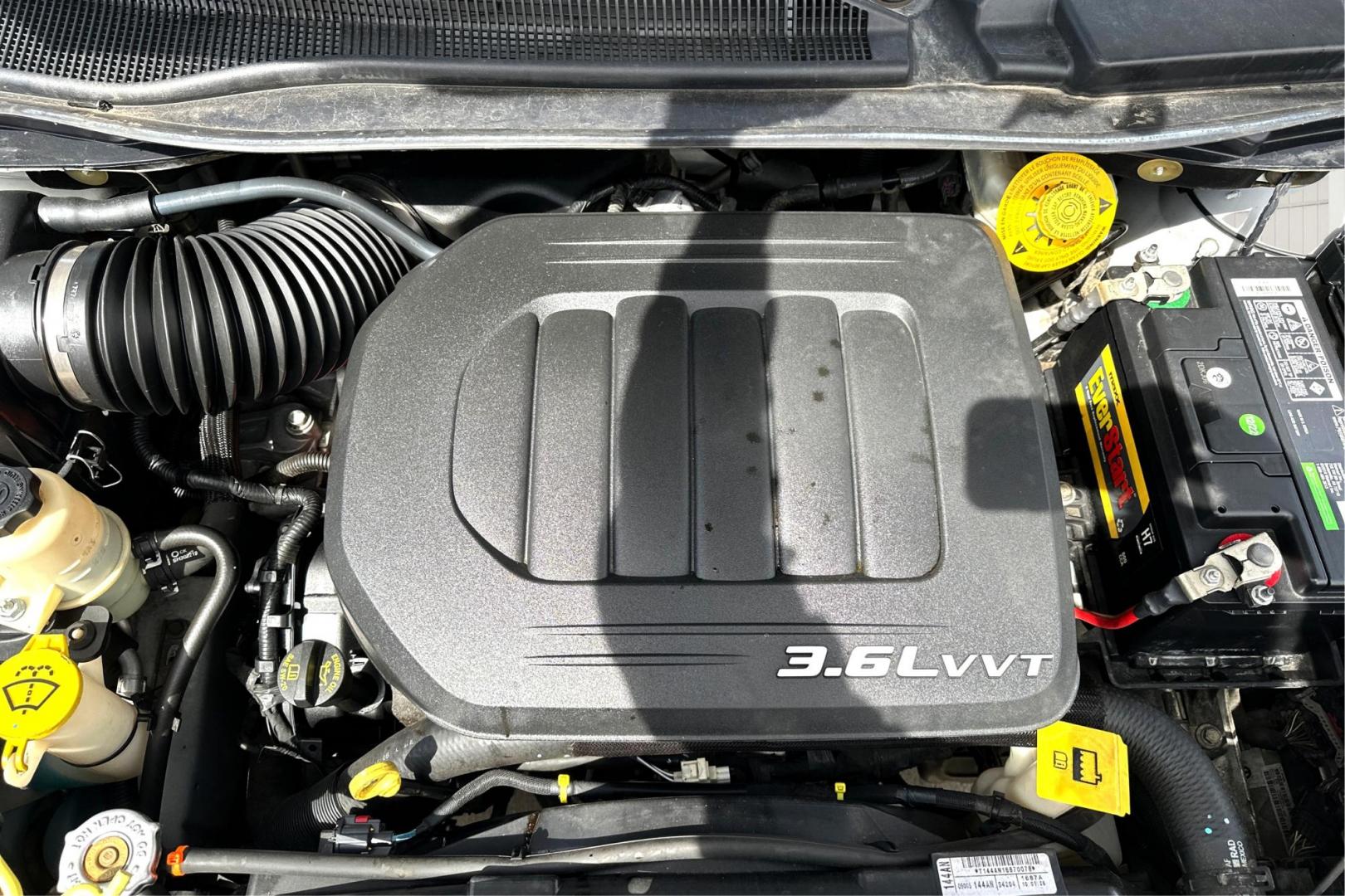2017 White Dodge Grand Caravan SXT (2C4RDGCG6HR) with an 3.6L V6 DOHC 24V engine, 6A transmission, located at 767 S State Road, Pleasant Grove, UT, 84062, (801) 785-1058, 40.354839, -111.736687 - Photo#10