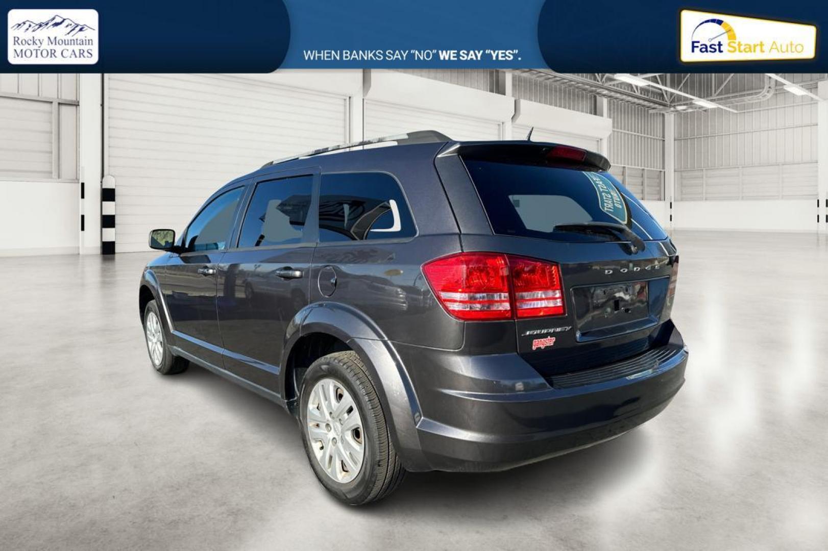 2017 Gray Dodge Journey SE (3C4PDCAB0HT) with an 2.4L L4 DOHC 16V engine, 4A transmission, located at 7755 State Street, Midvale, UT, 84047, (801) 753-9063, 40.610329, -111.890656 - Photo#5