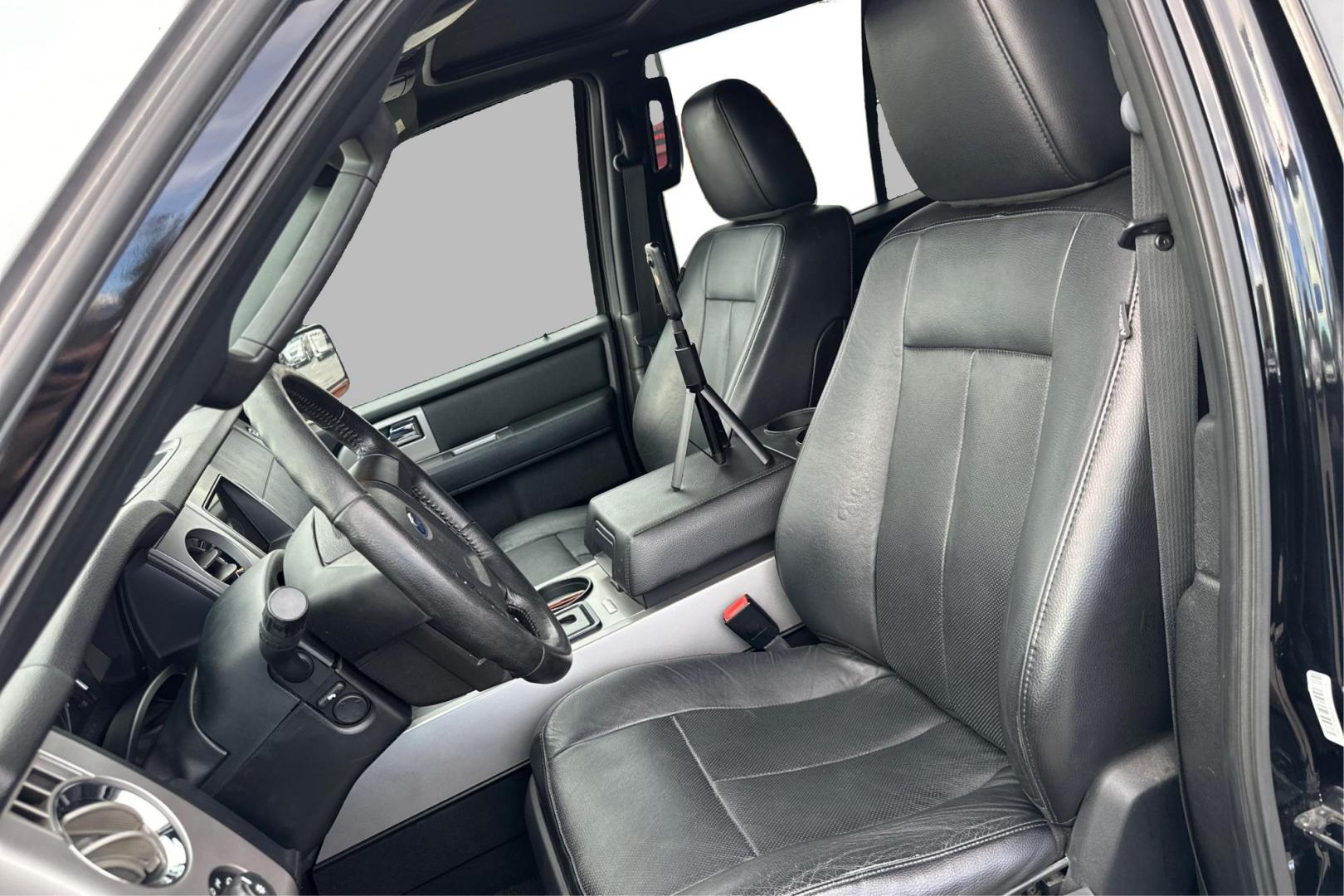 2017 Black Ford Expedition XLT 2WD (1FMJU1HTXHE) with an 3.5L V6 DOHC 24V FFV engine, 6A transmission, located at 7755 State Street, Midvale, UT, 84047, (801) 753-9063, 40.610329, -111.890656 - Photo#14