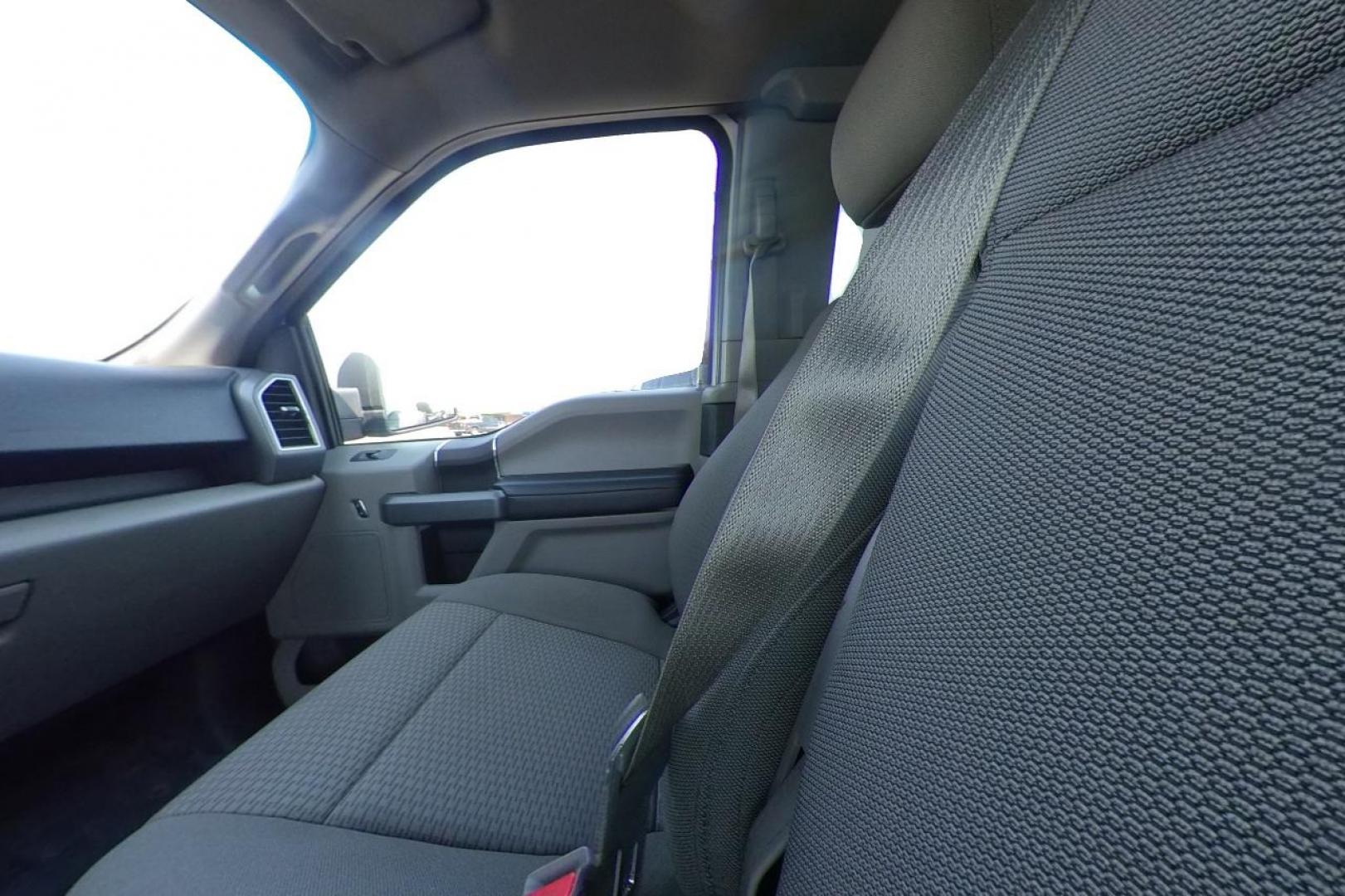 2017 White Ford F-150 Lariat SuperCab 8-ft. 4WD (1FTFX1EFXHF) with an 5.0L V8 engine, 6A transmission, located at 767 S State Road, Pleasant Grove, UT, 84062, (801) 785-1058, 40.354839, -111.736687 - Photo#14