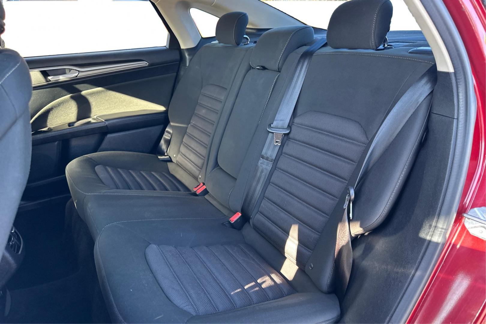 2017 Red Ford Fusion SE (3FA6P0H79HR) with an 2.5L L4 DOHC 16V engine, 6A transmission, located at 767 S State Road, Pleasant Grove, UT, 84062, (801) 785-1058, 40.354839, -111.736687 - Photo#15