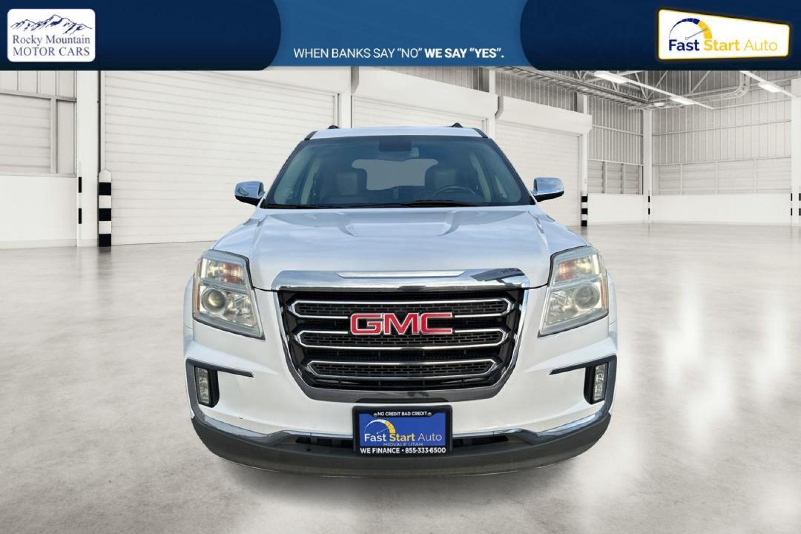 2017 White GMC Terrain SLT FWD (2GKALPEK9H6) with an 2.4L L4 DOHC 16V engine, 6A transmission, located at 7755 State Street, Midvale, UT, 84047, (801) 753-9063, 40.610329, -111.890656 - Photo#9