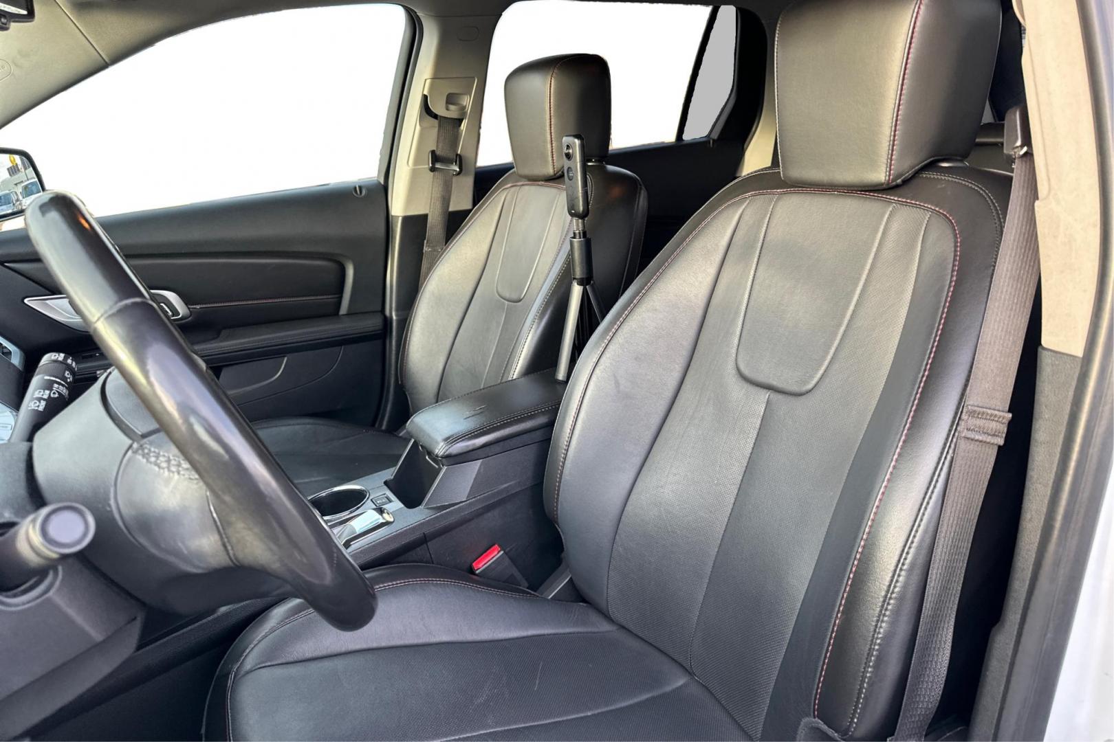 2017 White GMC Terrain SLT FWD (2GKALPEK9H6) with an 2.4L L4 DOHC 16V engine, 6A transmission, located at 7755 State Street, Midvale, UT, 84047, (801) 753-9063, 40.610329, -111.890656 - Photo#14