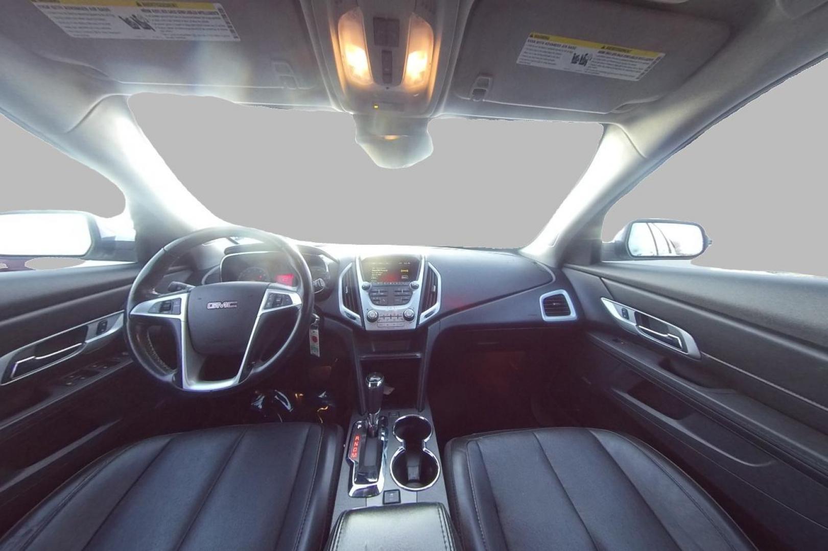 2017 White GMC Terrain SLT FWD (2GKALPEK9H6) with an 2.4L L4 DOHC 16V engine, 6A transmission, located at 7755 State Street, Midvale, UT, 84047, (801) 753-9063, 40.610329, -111.890656 - Photo#16