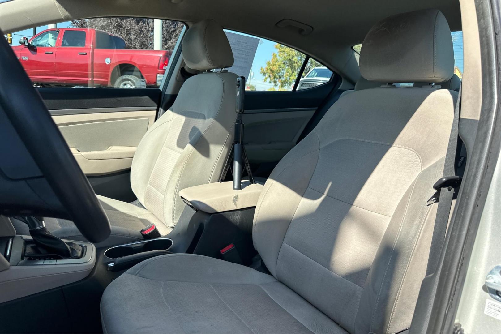 2017 Tan Hyundai Elantra Limited (5NPD84LF3HH) with an 1.8L L4 DOHC 16V engine, 6A transmission, located at 7755 State Street, Midvale, UT, 84047, (801) 753-9063, 40.610329, -111.890656 - Photo#14