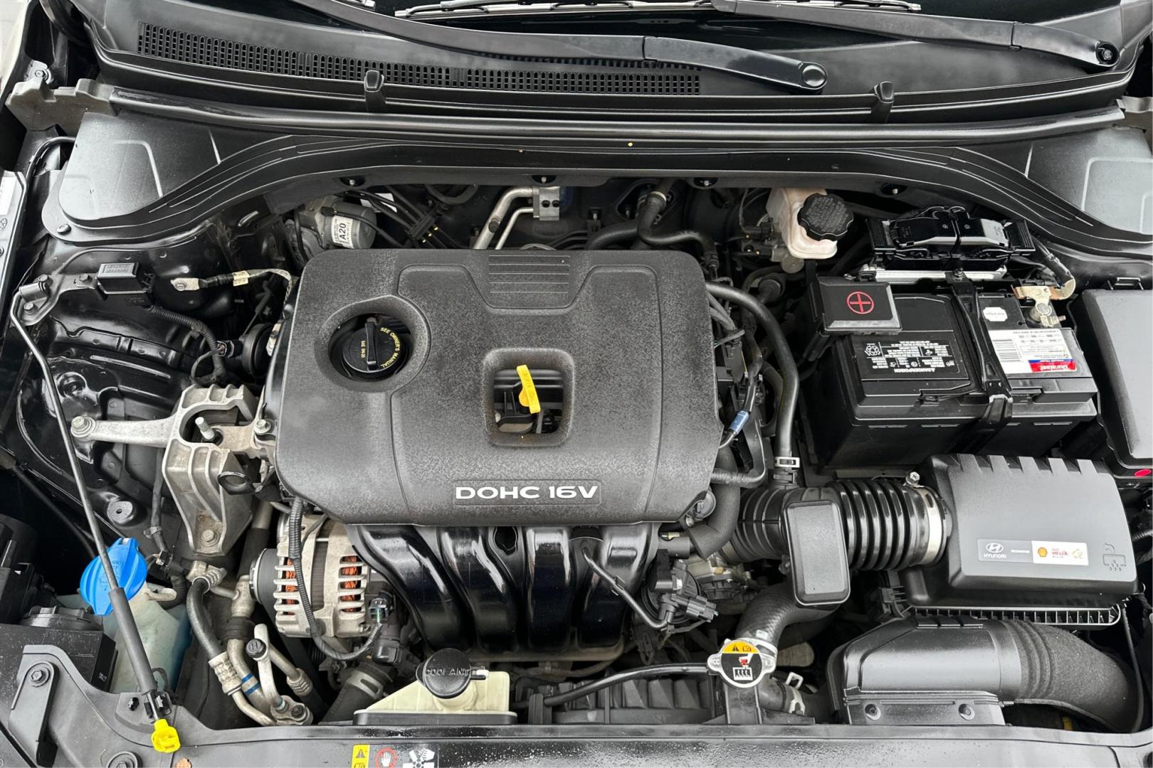 2017 Black Hyundai Elantra SE 6AT (KMHD74LF5HU) with an 1.8L L4 DOHC 16V engine, 6A transmission, located at 7755 State Street, Midvale, UT, 84047, (801) 753-9063, 40.610329, -111.890656 - Photo#10