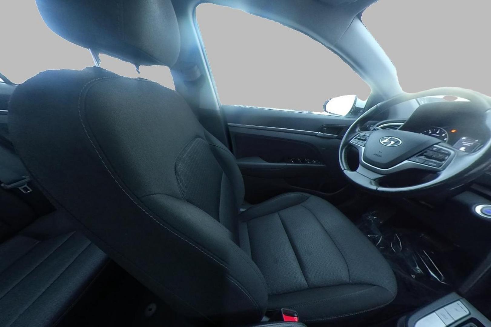 2017 White Hyundai Elantra Limited (5NPD84LF0HH) with an 1.8L L4 DOHC 16V engine, 6A transmission, located at 344 S Washington Blvd, Ogden, UT, 84404, (801) 399-1799, 41.255482, -111.970848 - Photo#19