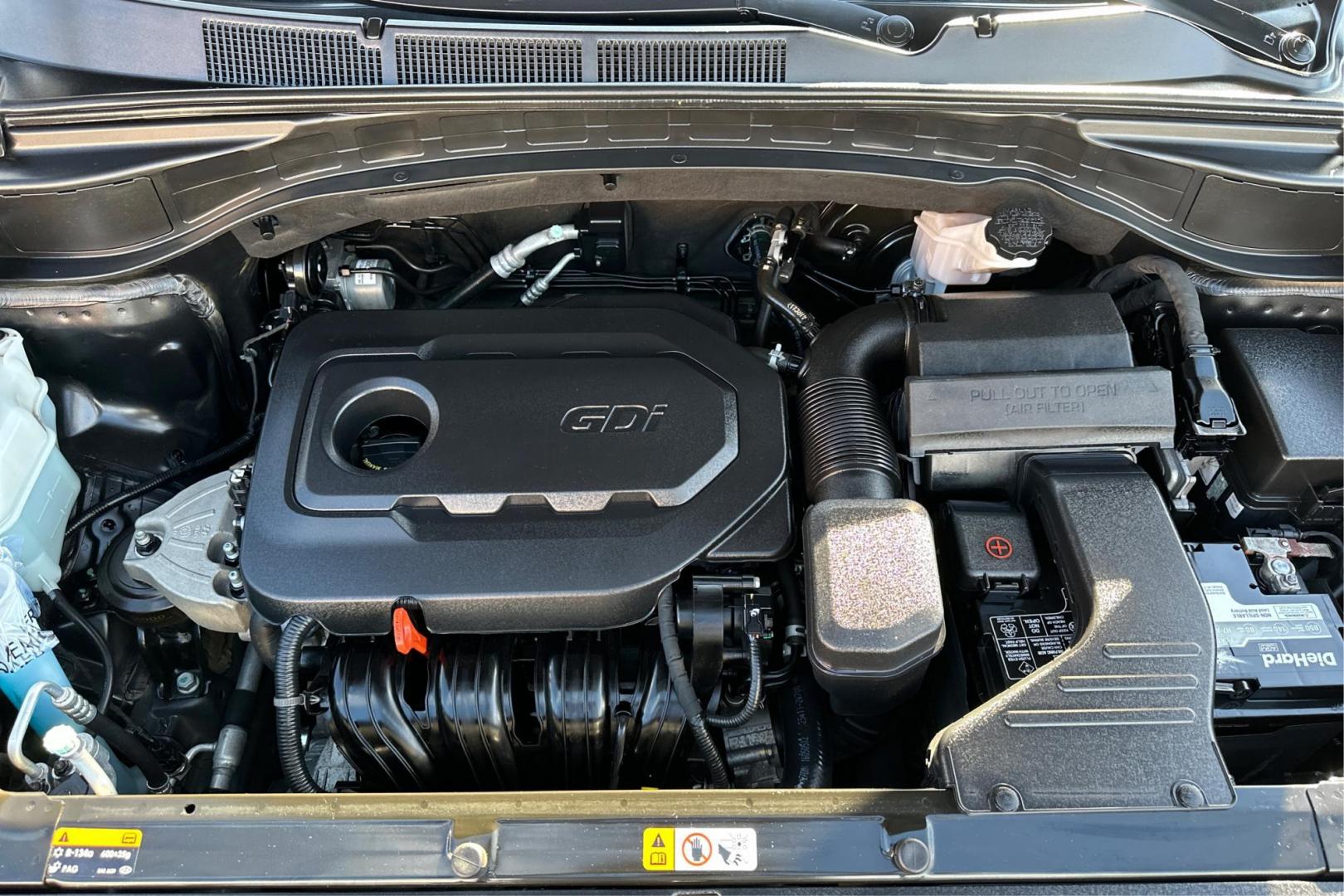 2017 Black Hyundai Santa Fe Sport 2.4 AWD (5NMZTDLB9HH) with an 2.4L L4 DOHC 16V engine, 6A transmission, located at 767 S State Road, Pleasant Grove, UT, 84062, (801) 785-1058, 40.354839, -111.736687 - Photo#10