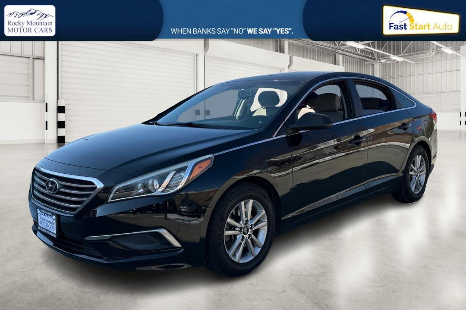 2017 Black Hyundai Sonata SE (5NPE24AF7HH) with an 2.4L L4 DOHC 16V engine, 7A transmission, located at 767 S State Road, Pleasant Grove, UT, 84062, (801) 785-1058, 40.354839, -111.736687 - Photo#8