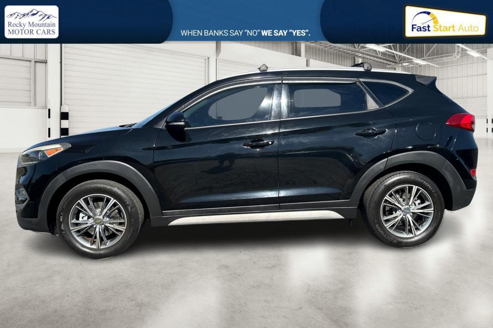 2017 Black Hyundai Tucson SE w/Preferred Package (KM8J33A41HU) with an 2.0L L4 DOHC 16V engine, 6A transmission, located at 7755 State Street, Midvale, UT, 84047, (801) 753-9063, 40.610329, -111.890656 - Photo#5