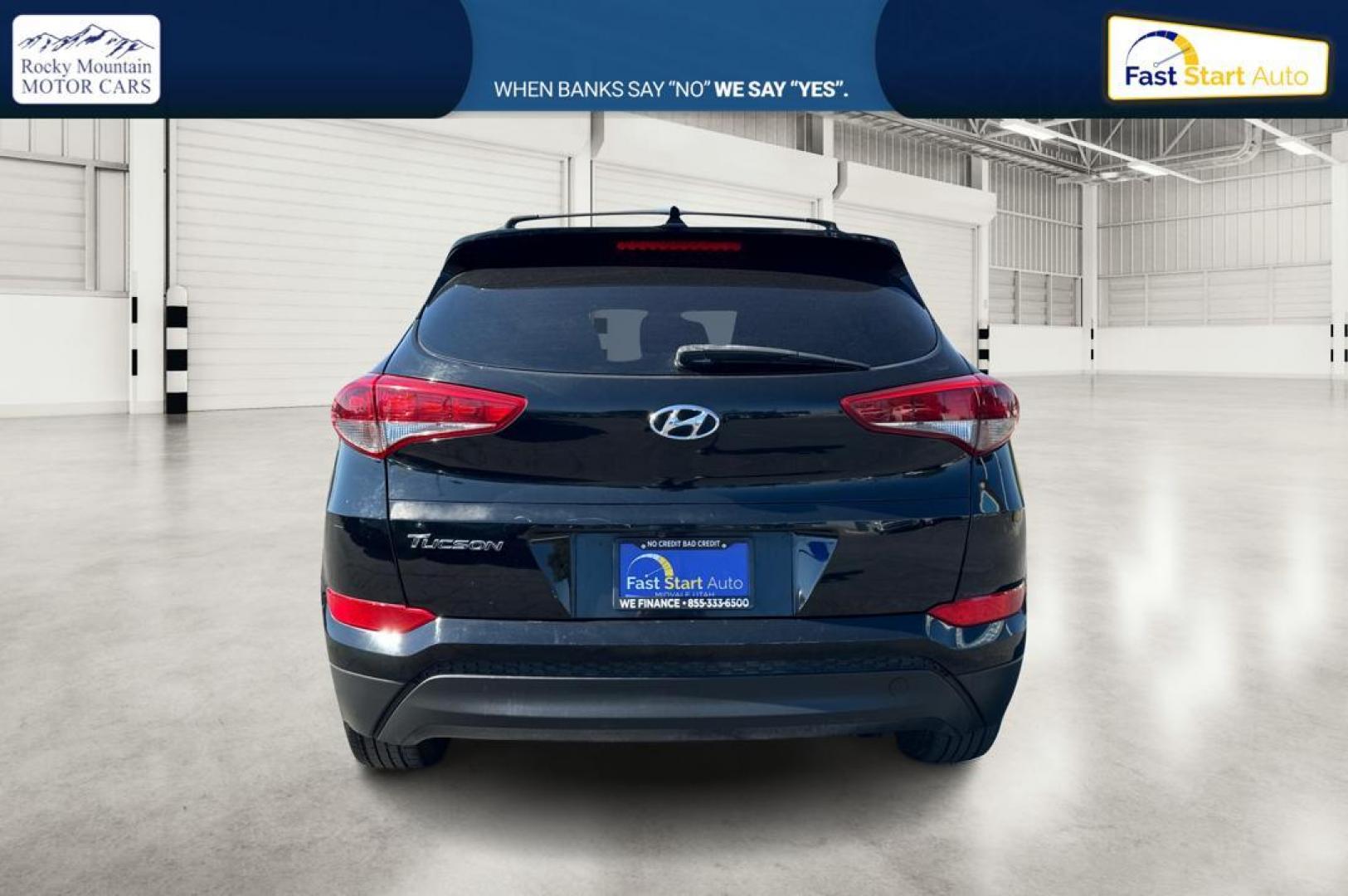 2017 Black Hyundai Tucson SE w/Preferred Package (KM8J33A41HU) with an 2.0L L4 DOHC 16V engine, 6A transmission, located at 7755 State Street, Midvale, UT, 84047, (801) 753-9063, 40.610329, -111.890656 - Photo#3