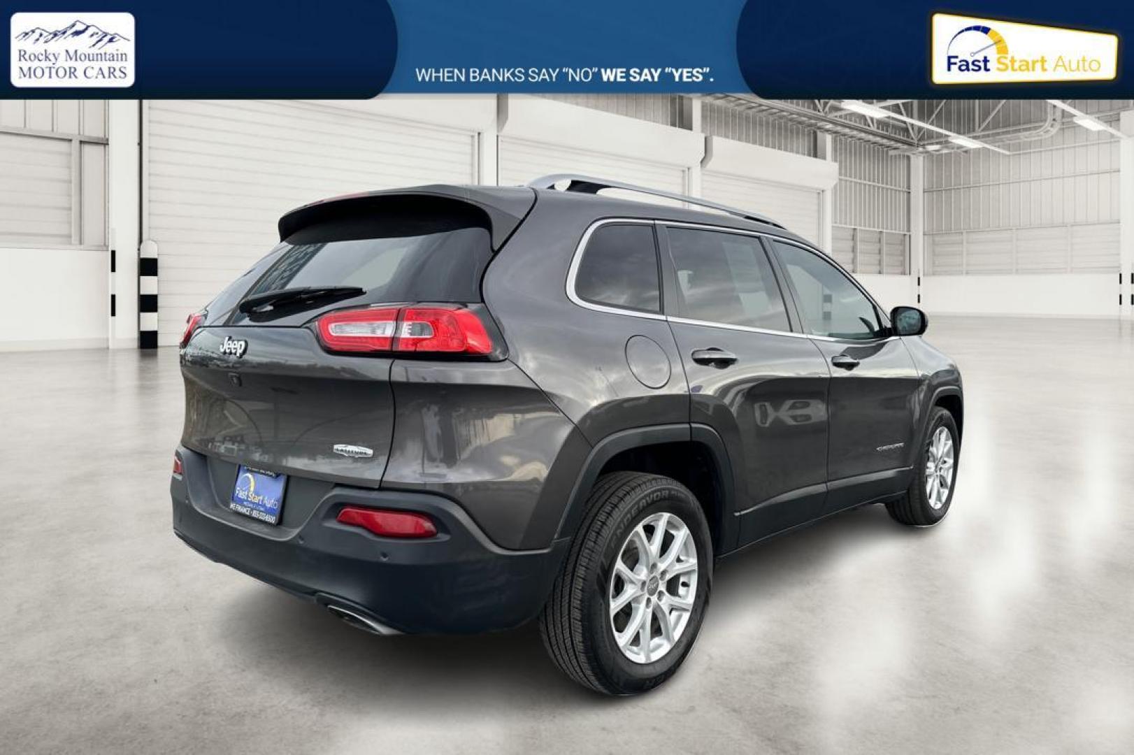 2017 Gray Jeep Cherokee Latitude FWD (1C4PJLCS5HW) with an 3.2L V6 DOHC 24V engine, 9A transmission, located at 7755 State Street, Midvale, UT, 84047, (801) 753-9063, 40.610329, -111.890656 - Photo#2
