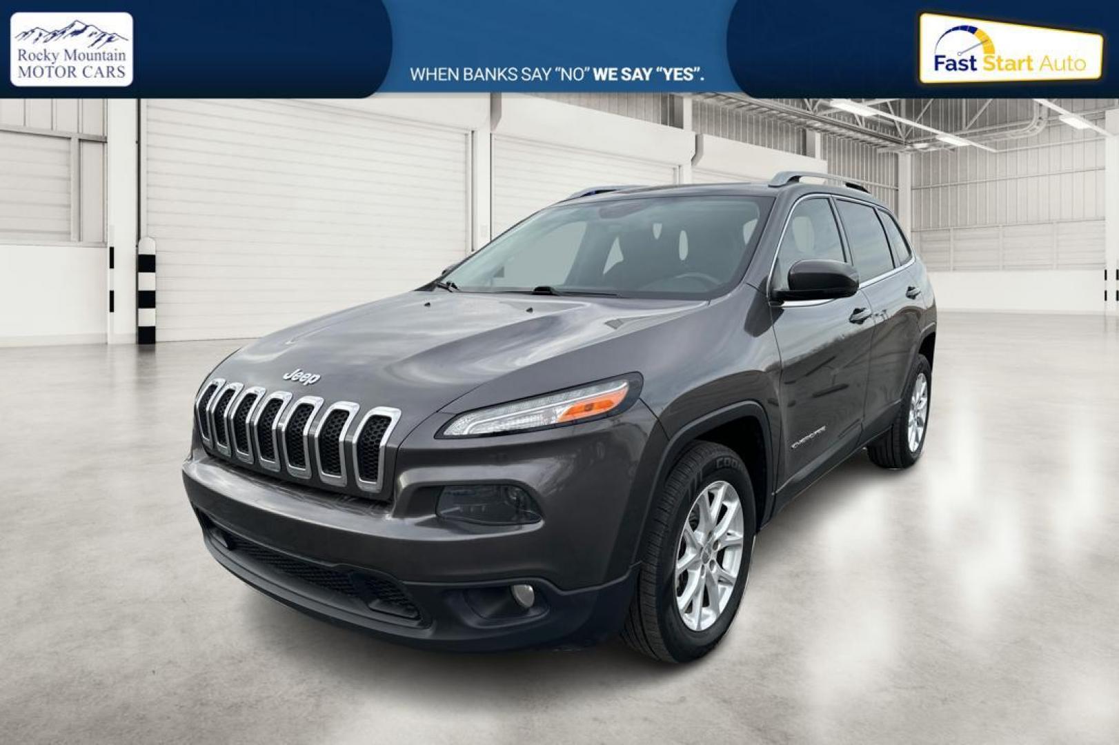 2017 Gray Jeep Cherokee Latitude FWD (1C4PJLCS5HW) with an 3.2L V6 DOHC 24V engine, 9A transmission, located at 7755 State Street, Midvale, UT, 84047, (801) 753-9063, 40.610329, -111.890656 - Photo#8