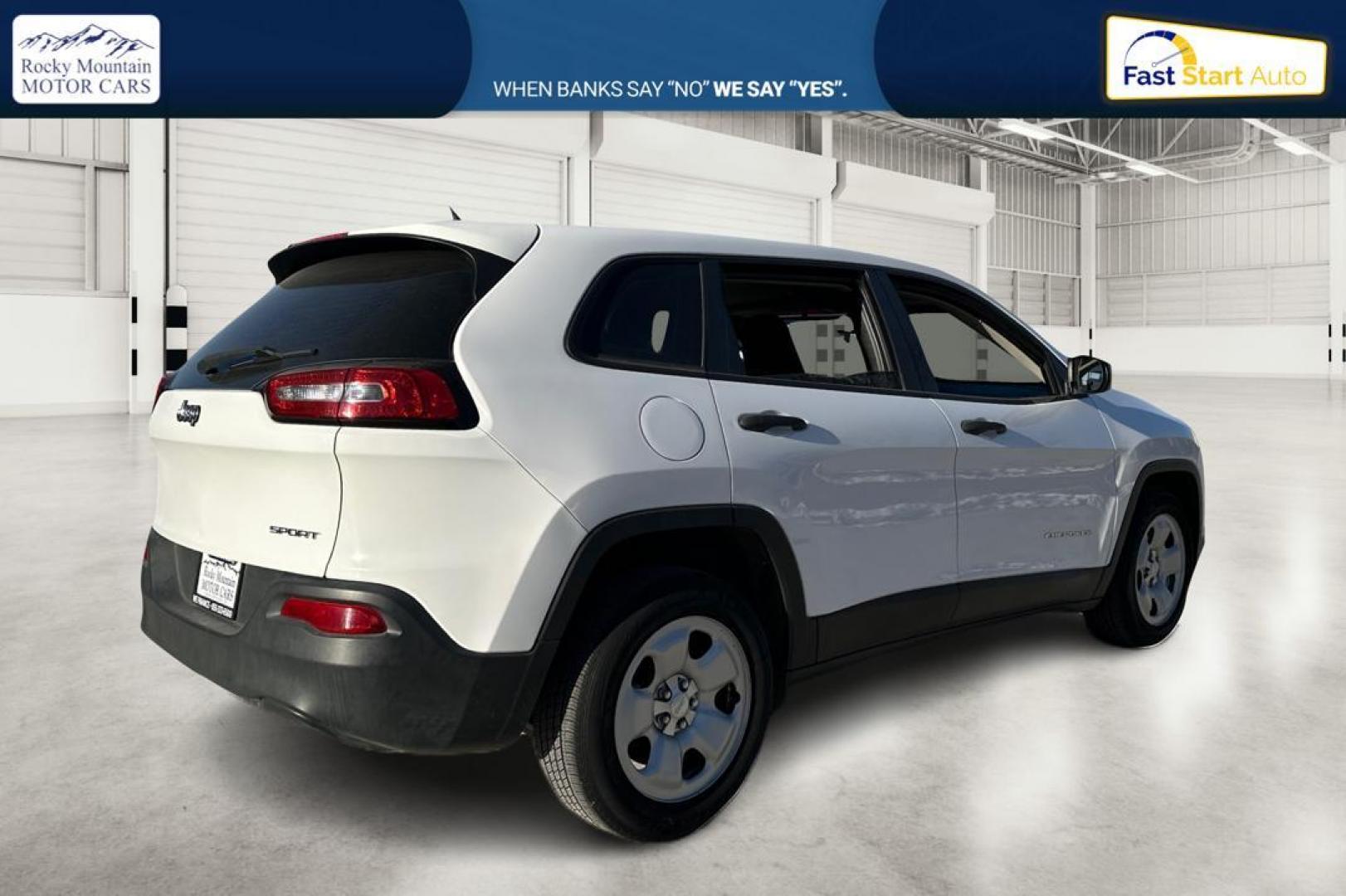 2017 White Jeep Cherokee Sport FWD (1C4PJLAB2HD) with an 2.4L L4 DOHC 16V engine, 9A transmission, located at 767 S State Road, Pleasant Grove, UT, 84062, (801) 785-1058, 40.354839, -111.736687 - Photo#2