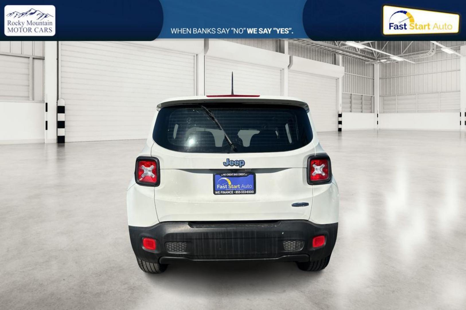 2017 White Jeep Renegade Latitude FWD (ZACCJABBXHP) with an 2.4L L4 DOHC 16V engine, 6M transmission, located at 7755 State Street, Midvale, UT, 84047, (801) 753-9063, 40.610329, -111.890656 - Photo#4
