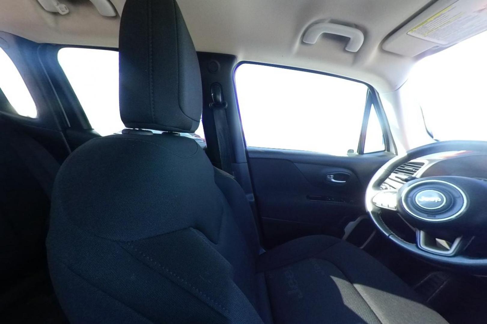 2017 White Jeep Renegade Latitude FWD (ZACCJABBXHP) with an 2.4L L4 DOHC 16V engine, 6M transmission, located at 7755 State Street, Midvale, UT, 84047, (801) 753-9063, 40.610329, -111.890656 - Photo#19