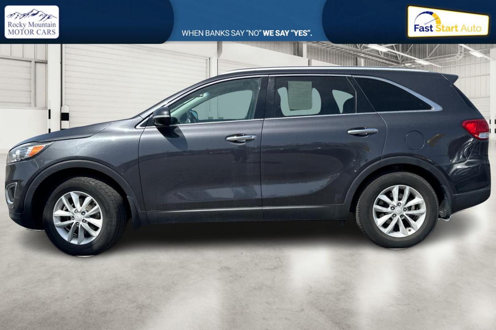2017 Gray Kia Sorento L 2WD (5XYPG4A34HG) with an 2.4L L4 DOHC 16V engine, 6A transmission, located at 7755 State Street, Midvale, UT, 84047, (801) 753-9063, 40.610329, -111.890656 - Photo#6
