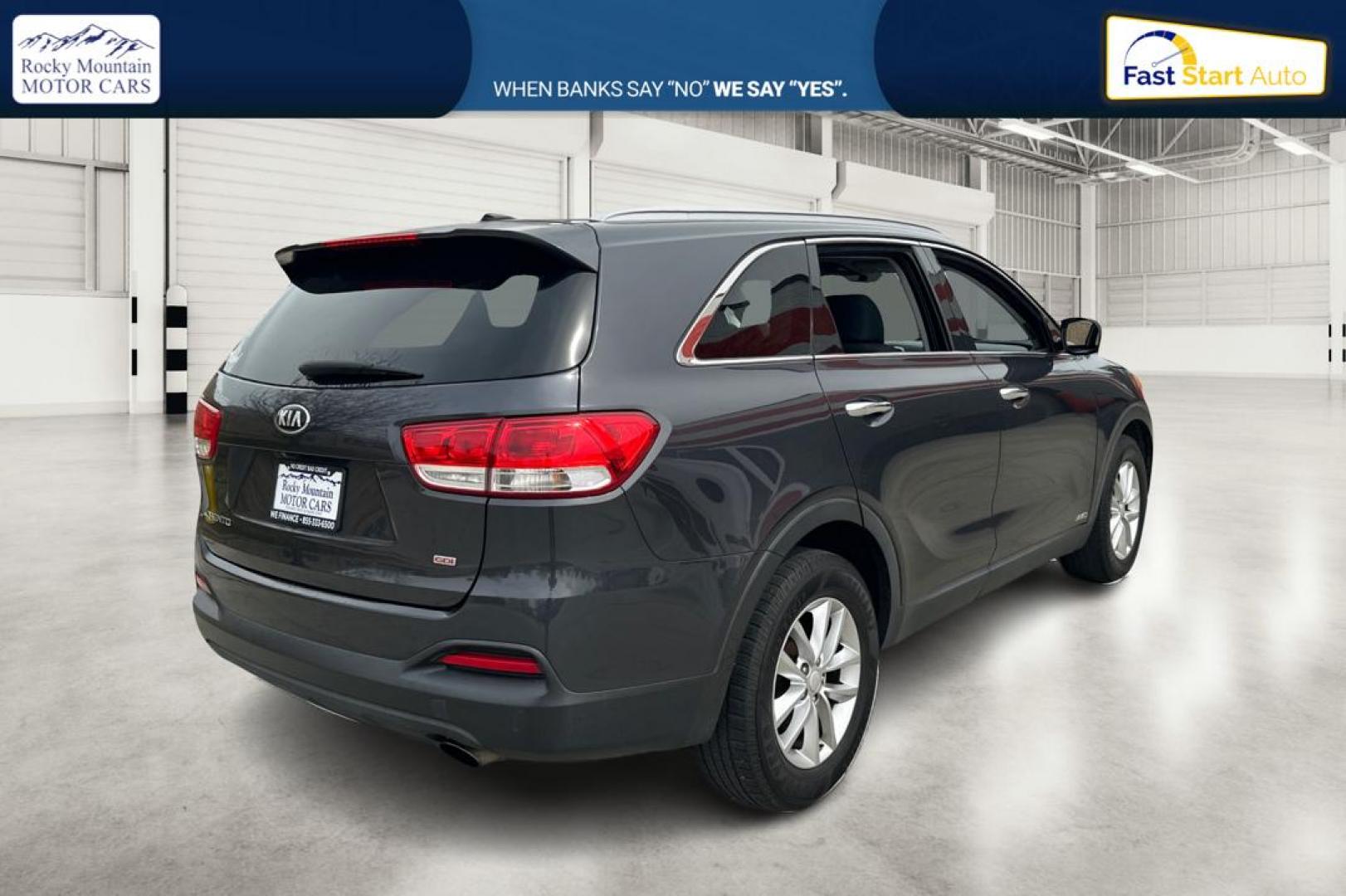 2017 Gray Kia Sorento LX AWD (5XYPGDA36HG) with an 2.4L L4 DOHC 16V engine, 6A transmission, located at 7755 State Street, Midvale, UT, 84047, (801) 753-9063, 40.610329, -111.890656 - Photo#2