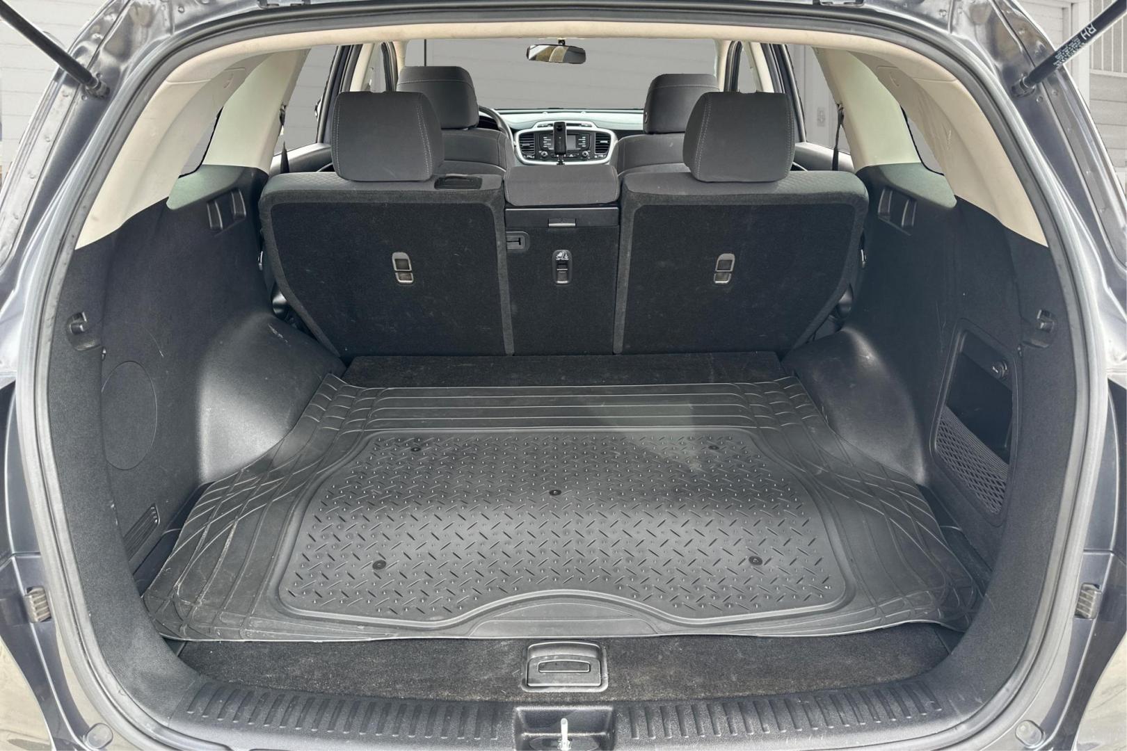 2017 Gray Kia Sorento LX AWD (5XYPGDA36HG) with an 2.4L L4 DOHC 16V engine, 6A transmission, located at 7755 State Street, Midvale, UT, 84047, (801) 753-9063, 40.610329, -111.890656 - Photo#13