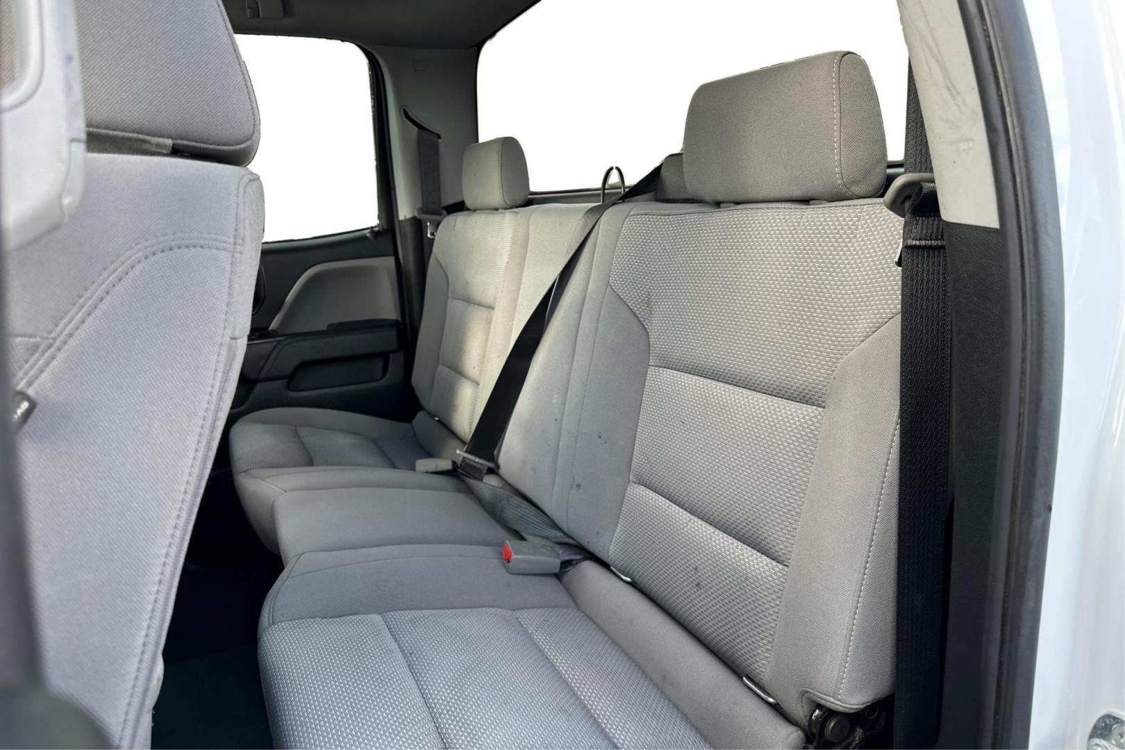 2018 White Chevrolet Silverado 1500 Work Truck Double Cab 4WD (1GCVKNEC0JZ) with an 5.3L V8 OHV 16V engine, 6A transmission, located at 7755 State Street, Midvale, UT, 84047, (801) 753-9063, 40.610329, -111.890656 - Photo#15