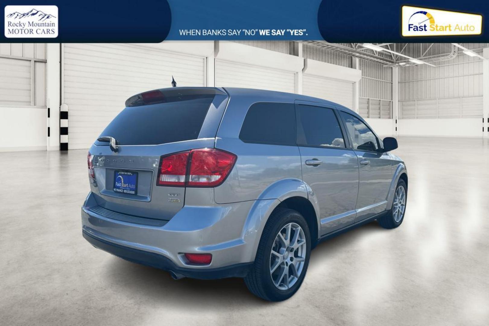 2018 Silver Dodge Journey GT (3C4PDCEG7JT) with an 3.6L V6 DOHC 24V engine, 6A transmission, located at 7755 State Street, Midvale, UT, 84047, (801) 753-9063, 40.610329, -111.890656 - Photo#2
