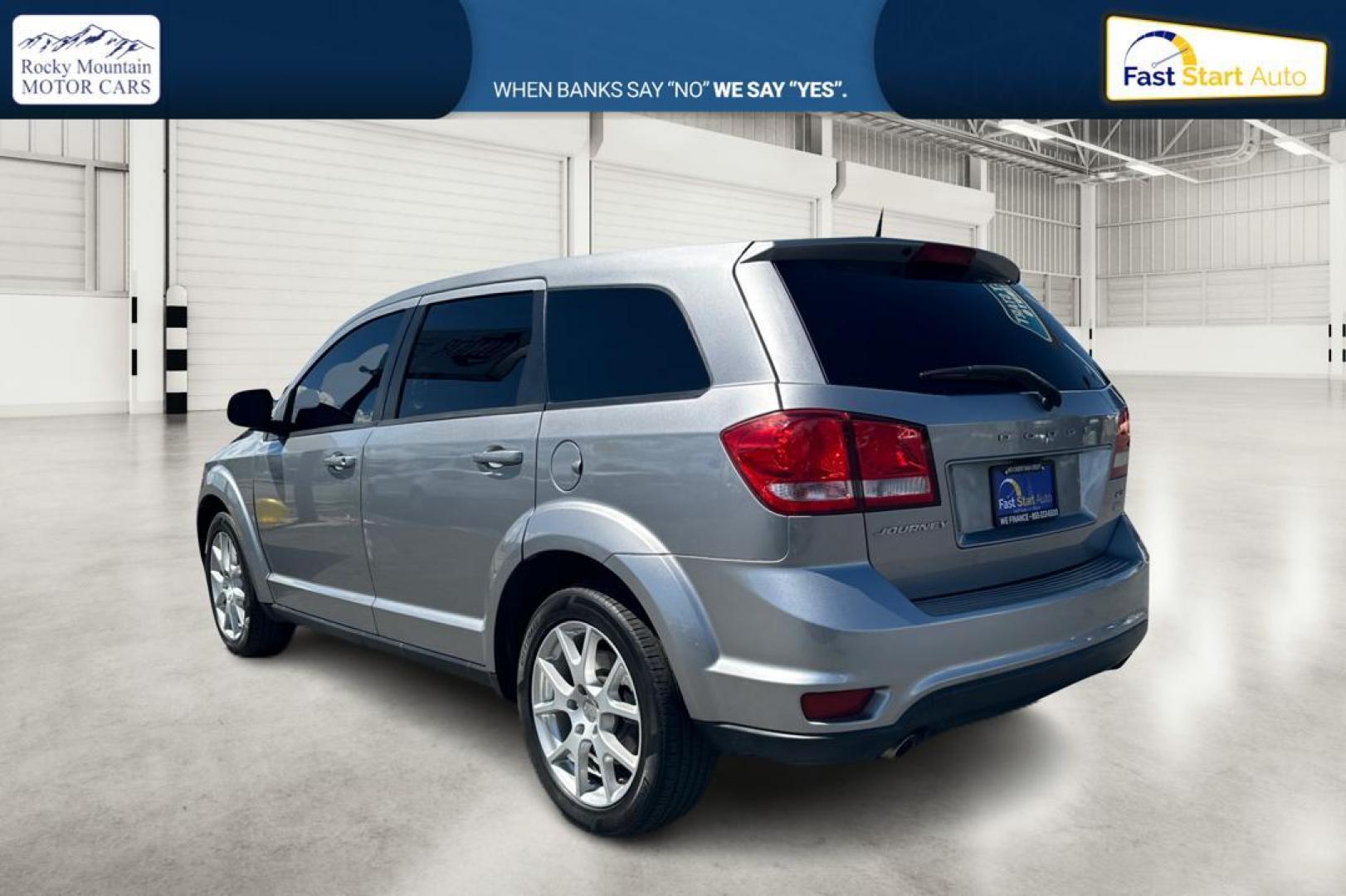 2018 Silver Dodge Journey GT (3C4PDCEG7JT) with an 3.6L V6 DOHC 24V engine, 6A transmission, located at 7755 State Street, Midvale, UT, 84047, (801) 753-9063, 40.610329, -111.890656 - Photo#4