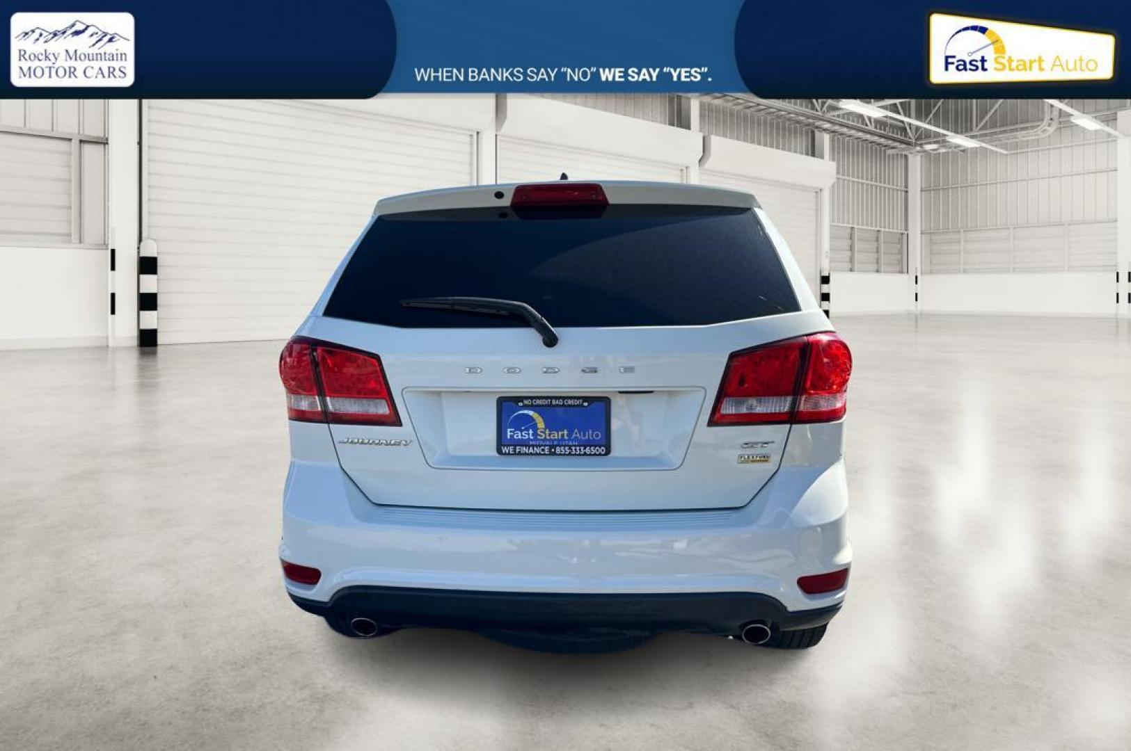 2018 White Dodge Journey GT (3C4PDCEG8JT) with an 3.6L V6 DOHC 24V engine, 6A transmission, located at 7755 State Street, Midvale, UT, 84047, (801) 753-9063, 40.610329, -111.890656 - Photo#3
