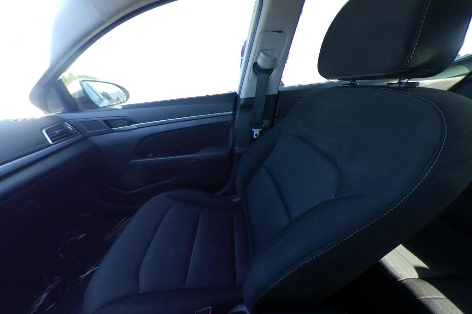 2018 White Hyundai Elantra Limited (5NPD84LF0JH) with an 1.8L L4 DOHC 16V engine, 6A transmission, located at 7755 State Street, Midvale, UT, 84047, (801) 753-9063, 40.610329, -111.890656 - Photo#14