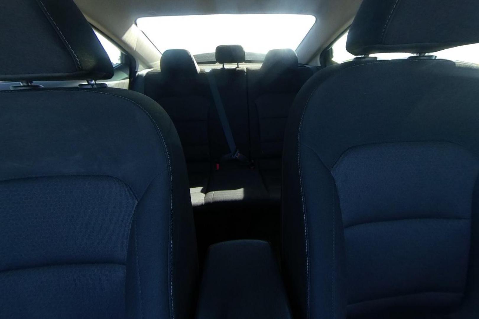 2018 White Hyundai Elantra Limited (5NPD84LF0JH) with an 1.8L L4 DOHC 16V engine, 6A transmission, located at 7755 State Street, Midvale, UT, 84047, (801) 753-9063, 40.610329, -111.890656 - Photo#15