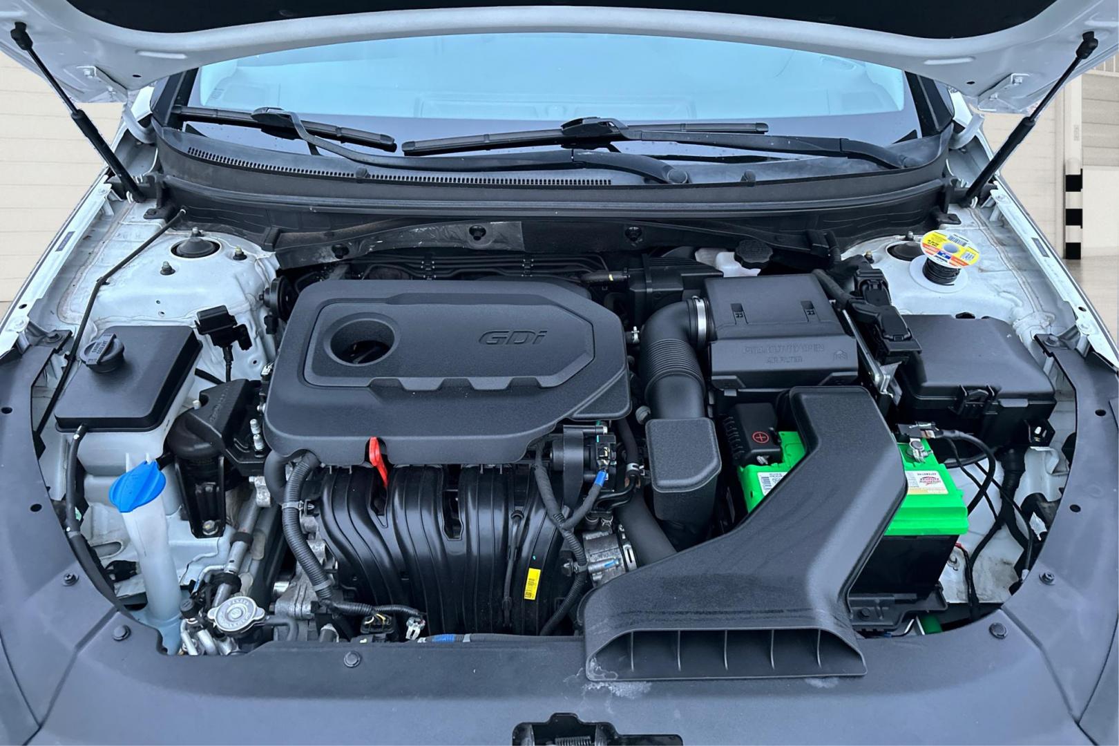 2018 White Hyundai Sonata Sport (5NPE34AF1JH) with an 2.4L L4 DOHC 16V engine, 6A transmission, located at 7755 State Street, Midvale, UT, 84047, (801) 753-9063, 40.610329, -111.890656 - Photo#10