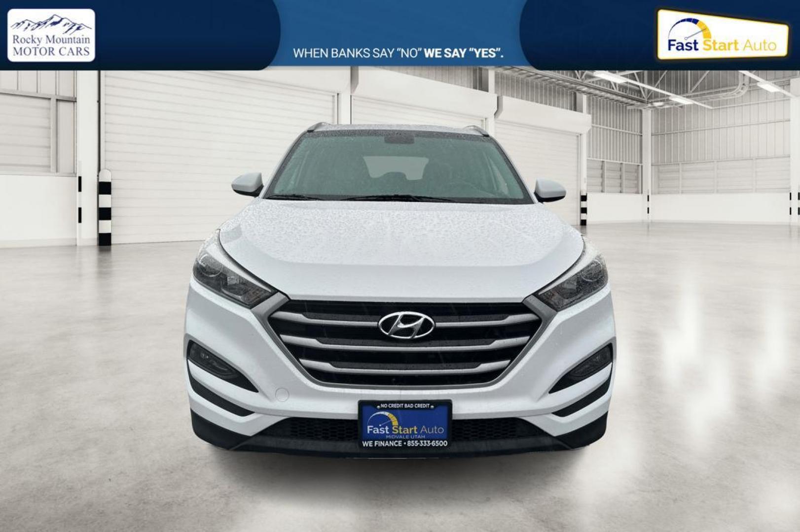2018 White Hyundai Tucson SE (KM8J33A48JU) with an 2.0L L4 DOHC 16V engine, 6A transmission, located at 7755 State Street, Midvale, UT, 84047, (801) 753-9063, 40.610329, -111.890656 - Photo#9
