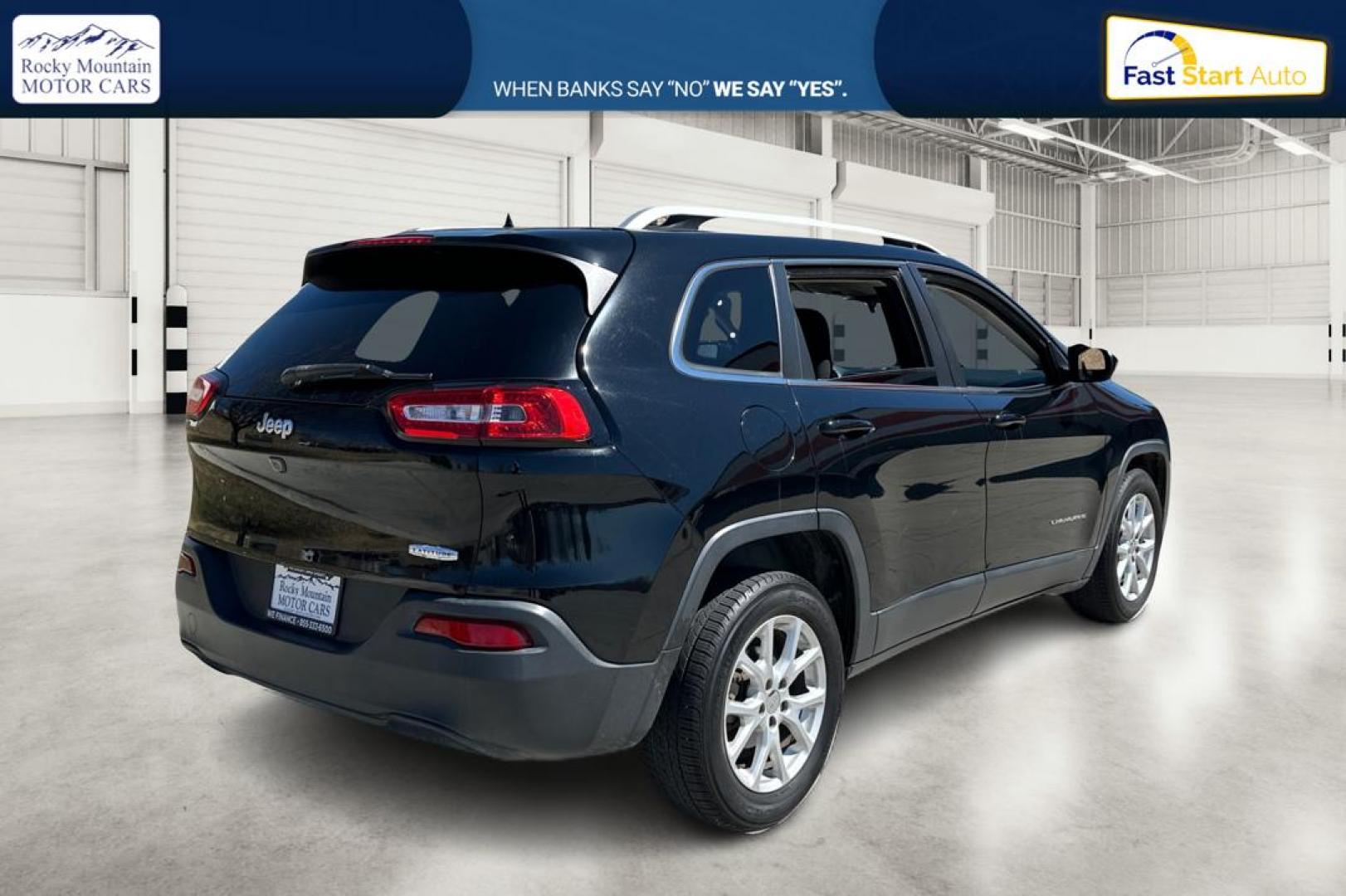 2018 Black Jeep Cherokee Latitude FWD (1C4PJLCB3JD) with an 2.4L L4 DOHC 16V engine, 9A transmission, located at 767 S State Road, Pleasant Grove, UT, 84062, (801) 785-1058, 40.354839, -111.736687 - Photo#2