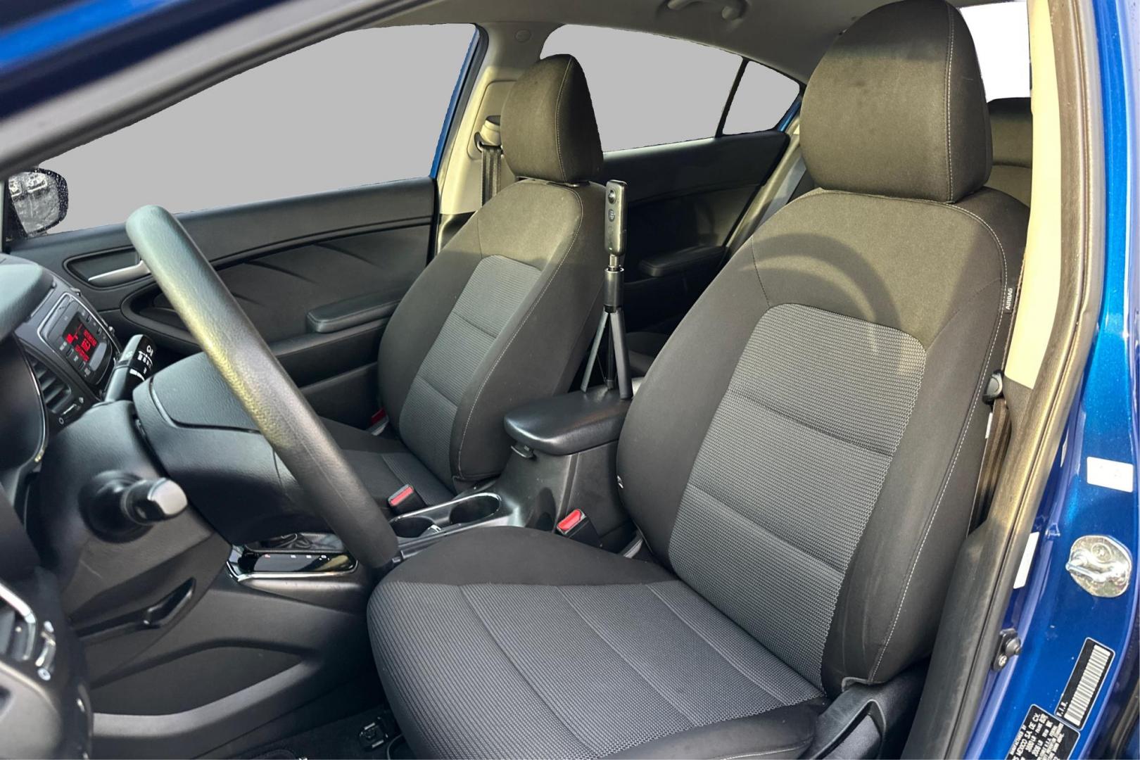 2018 Blue Kia Forte LX 6M (3KPFK4A77JE) with an 2.0L L4 DOHC 16V engine, 6M transmission, located at 7755 State Street, Midvale, UT, 84047, (801) 753-9063, 40.610329, -111.890656 - Photo#14