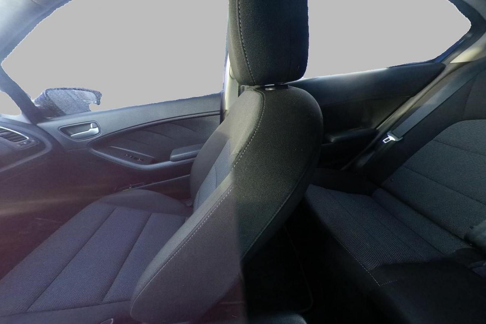 2018 Blue Kia Forte LX 6M (3KPFK4A77JE) with an 2.0L L4 DOHC 16V engine, 6M transmission, located at 7755 State Street, Midvale, UT, 84047, (801) 753-9063, 40.610329, -111.890656 - Photo#17