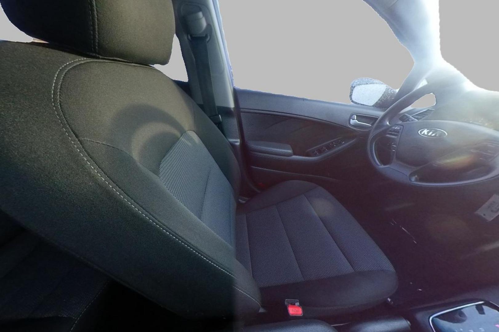 2018 Blue Kia Forte LX 6M (3KPFK4A77JE) with an 2.0L L4 DOHC 16V engine, 6M transmission, located at 7755 State Street, Midvale, UT, 84047, (801) 753-9063, 40.610329, -111.890656 - Photo#19