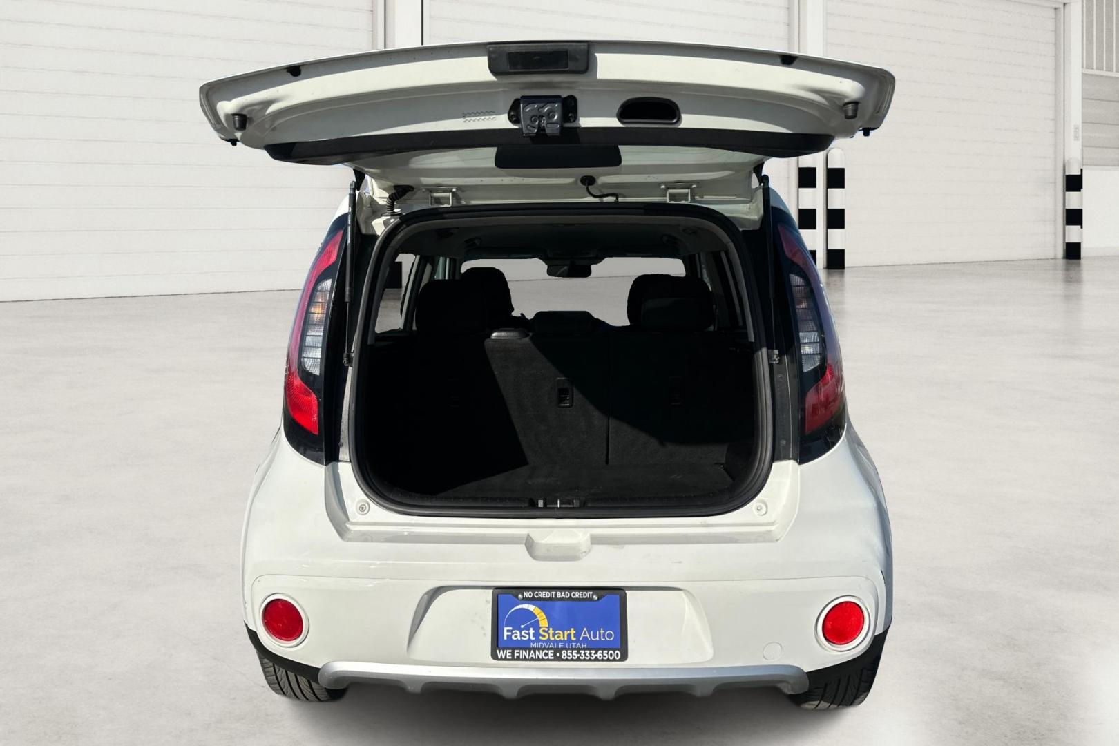 2018 White Kia Soul + (KNDJP3A56J7) with an 2.0L L4 DOHC 16V engine, 6A transmission, located at 7755 State Street, Midvale, UT, 84047, (801) 753-9063, 40.610329, -111.890656 - Photo#13